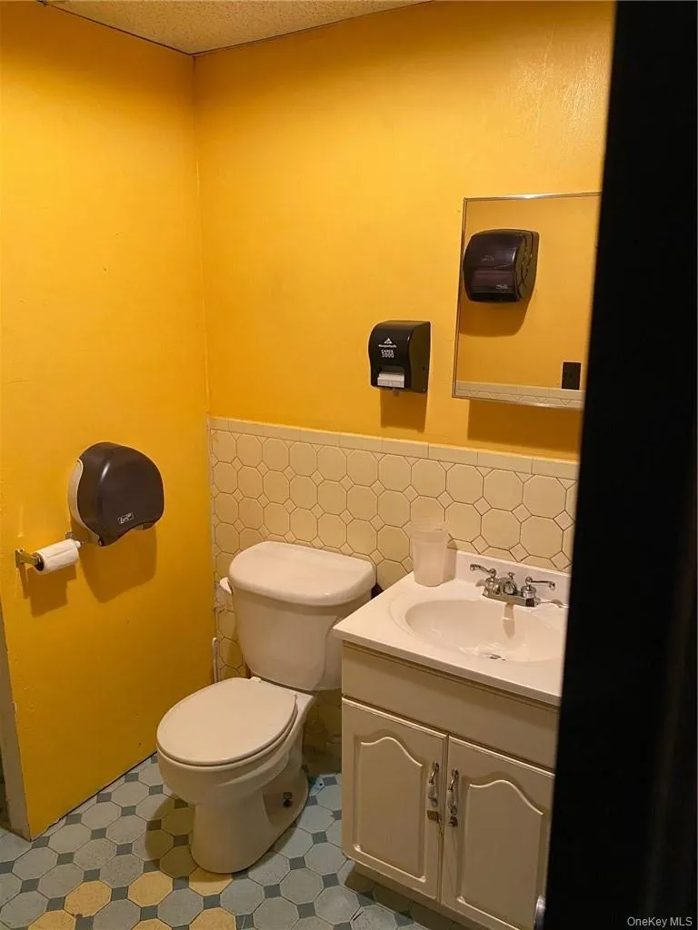 624 aka 636 Saw Mill River Road, Yonkers, NY, ,Commercial Lease,For Rent,Saw Mill River,0,946177 624 aka 636 Saw Mill River Road, Yonkers, NY, ,Commercial Lease,For Rent,Saw Mill River,0,946177