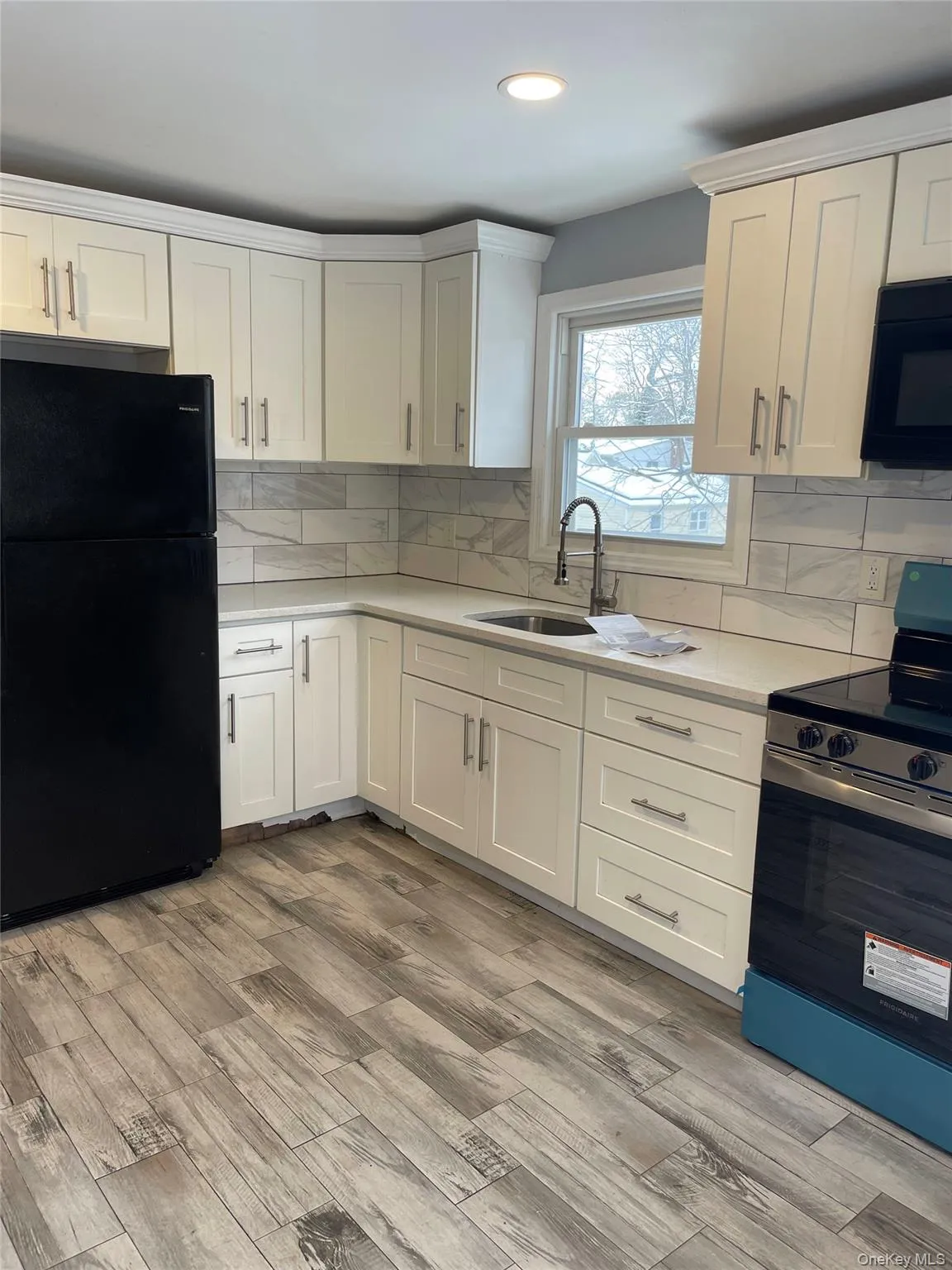 80 Hillwood Drive, Huntington, NY, 3 Bedrooms Bedrooms, 5 Rooms Rooms,1 BathroomBathrooms,Residential Lease,Idx,Hillwood,0,946231 80 Hillwood Drive, Huntington, NY, 3 Bedrooms Bedrooms, 5 Rooms Rooms,1 BathroomBathrooms,Residential Lease,Idx,Hillwood,0,946231