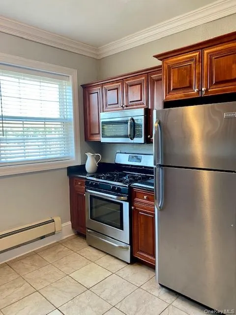 1240 Broadway, Hempstead, NY, 1 Bedroom Bedrooms, 4 Rooms Rooms,1 BathroomBathrooms,Residential Lease,For Rent,Broadway,0,946235 1240 Broadway, Hempstead, NY, 1 Bedroom Bedrooms, 4 Rooms Rooms,1 BathroomBathrooms,Residential Lease,For Rent,Broadway,0,946235