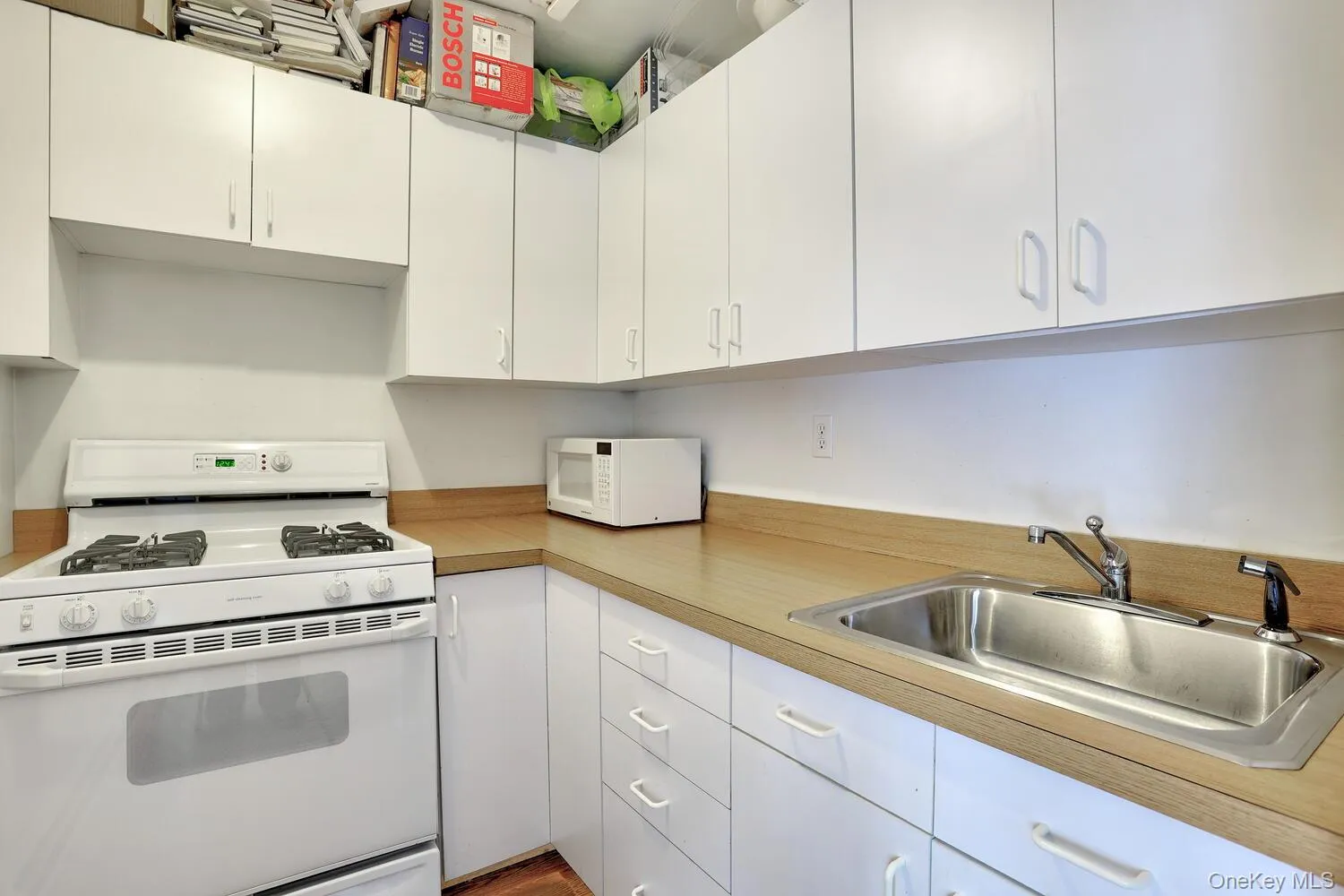 6 Orchard Hill Drive, Ramapo, NY, 8 Bedrooms Bedrooms, 15 Rooms Rooms,4 BathroomsBathrooms,Residential Sale,For Rent,Orchard Hill,0,946262 6 Orchard Hill Drive, Ramapo, NY, 8 Bedrooms Bedrooms, 15 Rooms Rooms,4 BathroomsBathrooms,Residential Sale,For Rent,Orchard Hill,0,946262