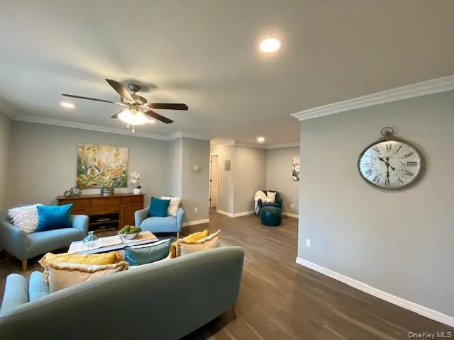 331 Brook Avenue, Islip, NY, 1 Bedroom Bedrooms, 4 Rooms Rooms,1 BathroomBathrooms,Residential Lease,Idx,Brook,0,946266 331 Brook Avenue, Islip, NY, 1 Bedroom Bedrooms, 4 Rooms Rooms,1 BathroomBathrooms,Residential Lease,Idx,Brook,0,946266