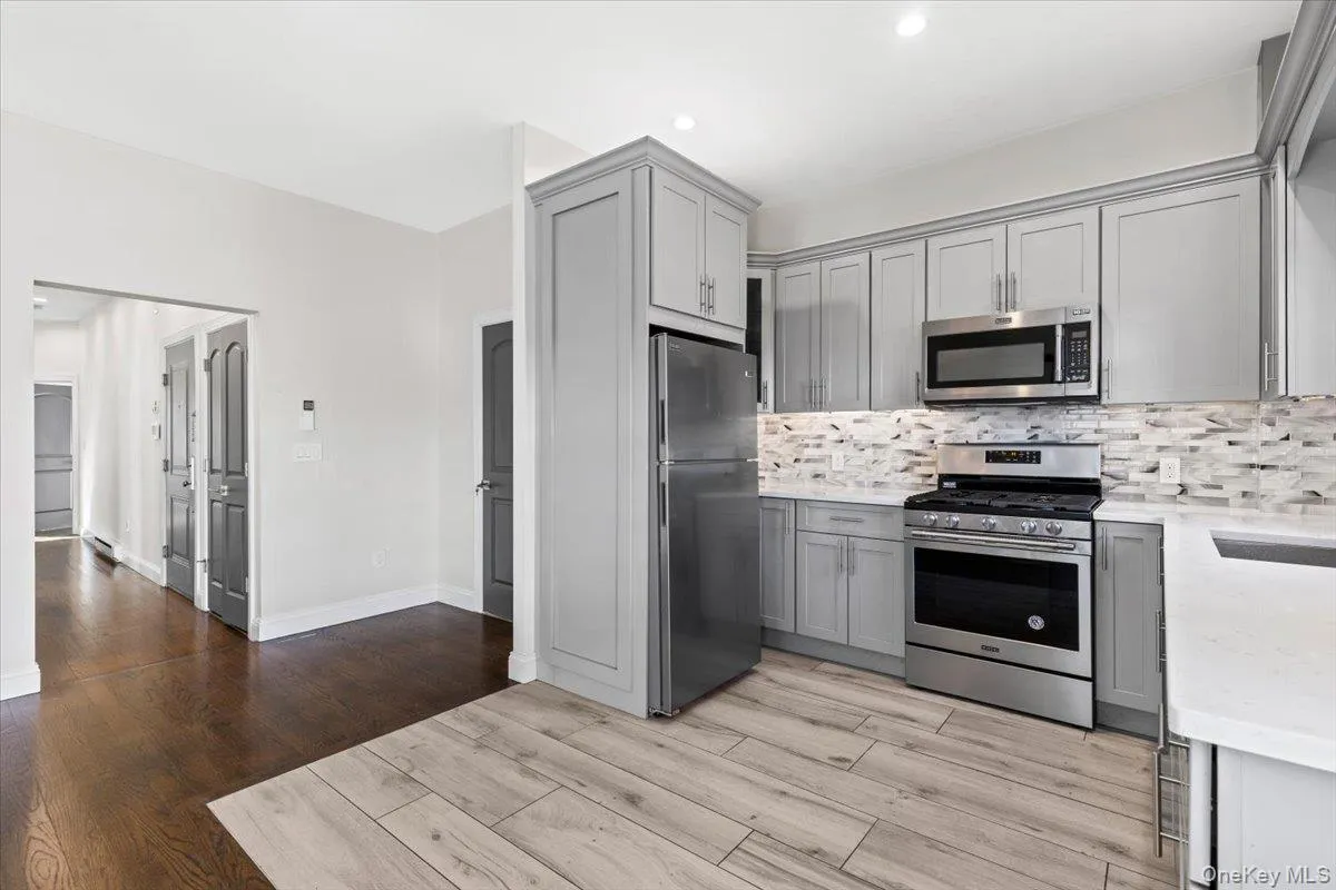 745 136th Street, New York, NY, 2 Bedrooms Bedrooms, 5 Rooms Rooms,1 BathroomBathrooms,Residential Lease,For Rent,136th,0,946312 745 136th Street, New York, NY, 2 Bedrooms Bedrooms, 5 Rooms Rooms,1 BathroomBathrooms,Residential Lease,For Rent,136th,0,946312