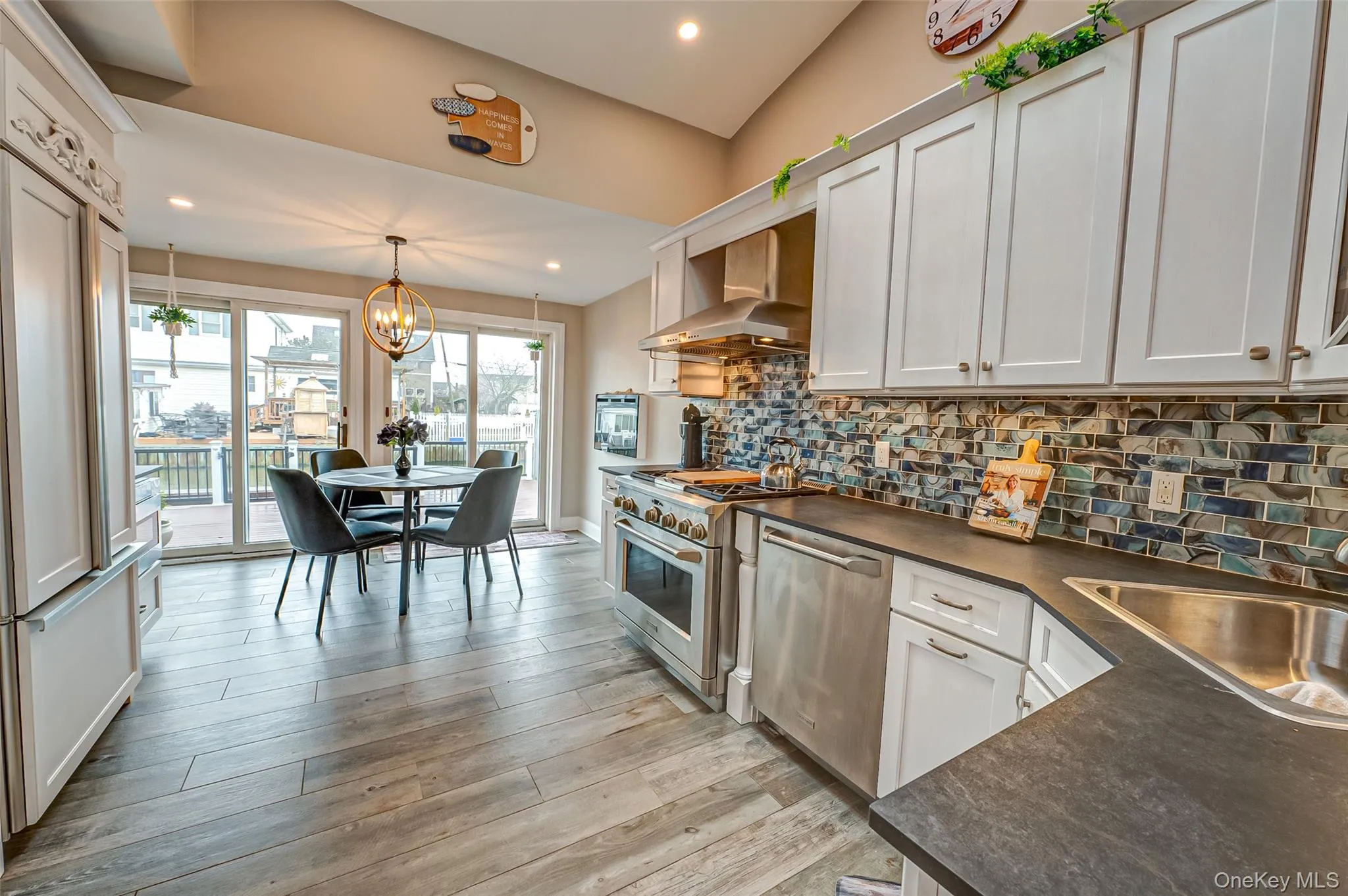 71 Bay Drive, Babylon, NY, 2 Bedrooms Bedrooms, 5 Rooms Rooms,2 BathroomsBathrooms,Residential Lease,Idx,Bay,0,946333 71 Bay Drive, Babylon, NY, 2 Bedrooms Bedrooms, 5 Rooms Rooms,2 BathroomsBathrooms,Residential Lease,Idx,Bay,0,946333