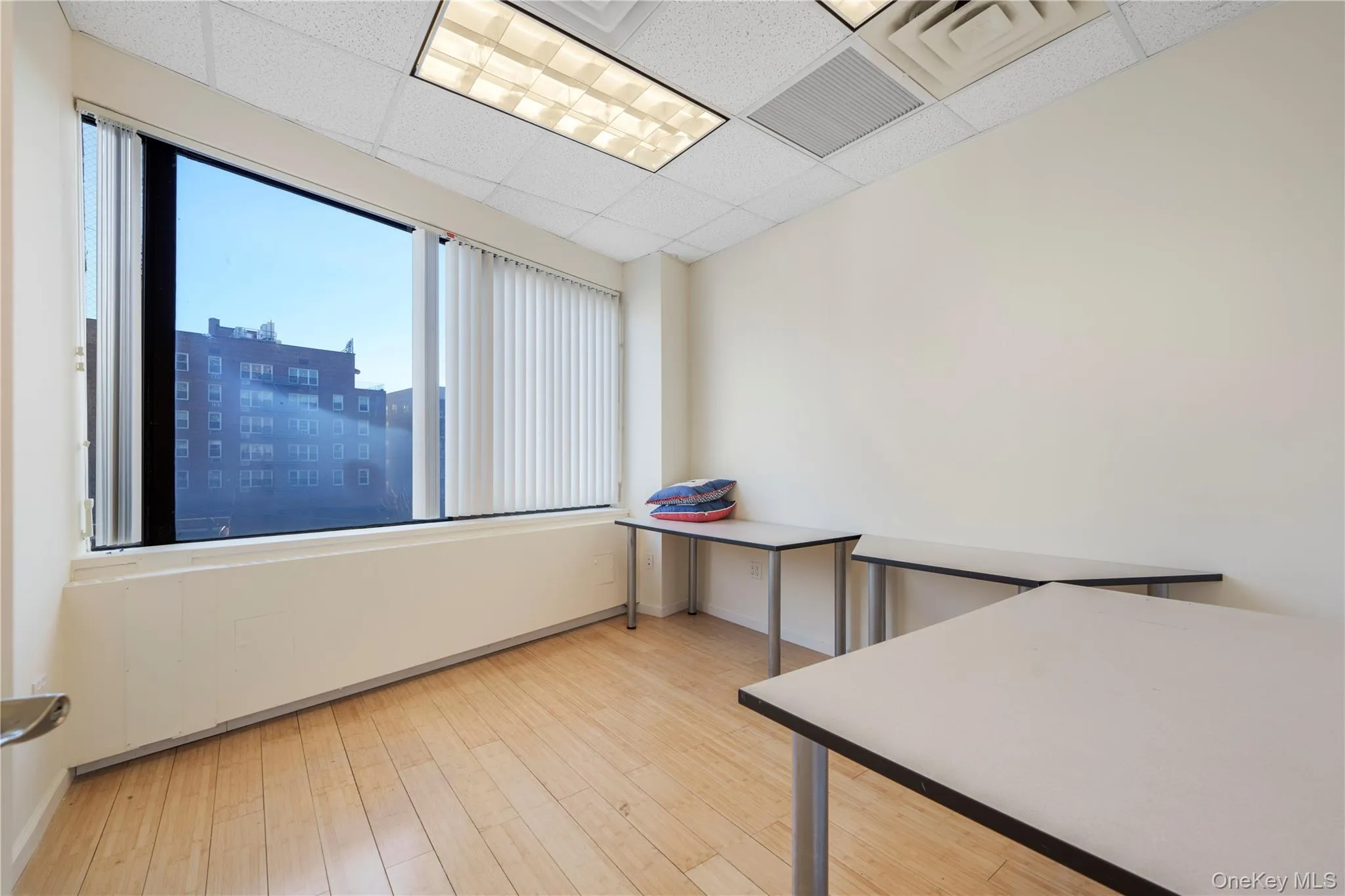 41-60 Main Street, New York, NY, ,Commercial Lease,Idx,Main,0,946350 41-60 Main Street, New York, NY, ,Commercial Lease,Idx,Main,0,946350