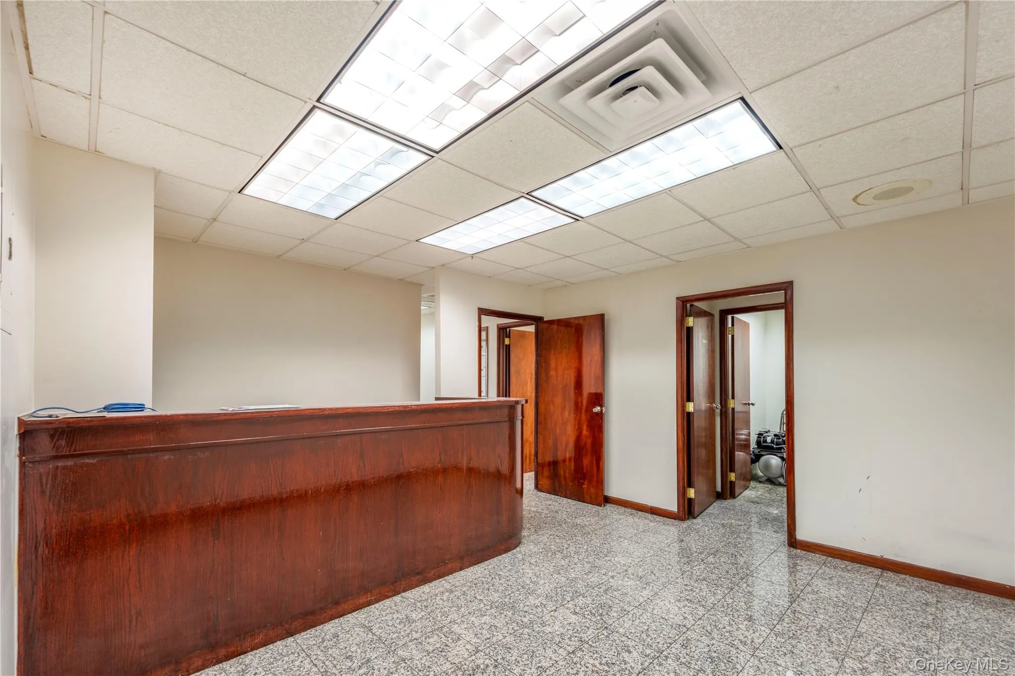 41-60 Main Street, New York, NY, ,Commercial Lease,Idx,Main,0,946350 41-60 Main Street, New York, NY, ,Commercial Lease,Idx,Main,0,946350