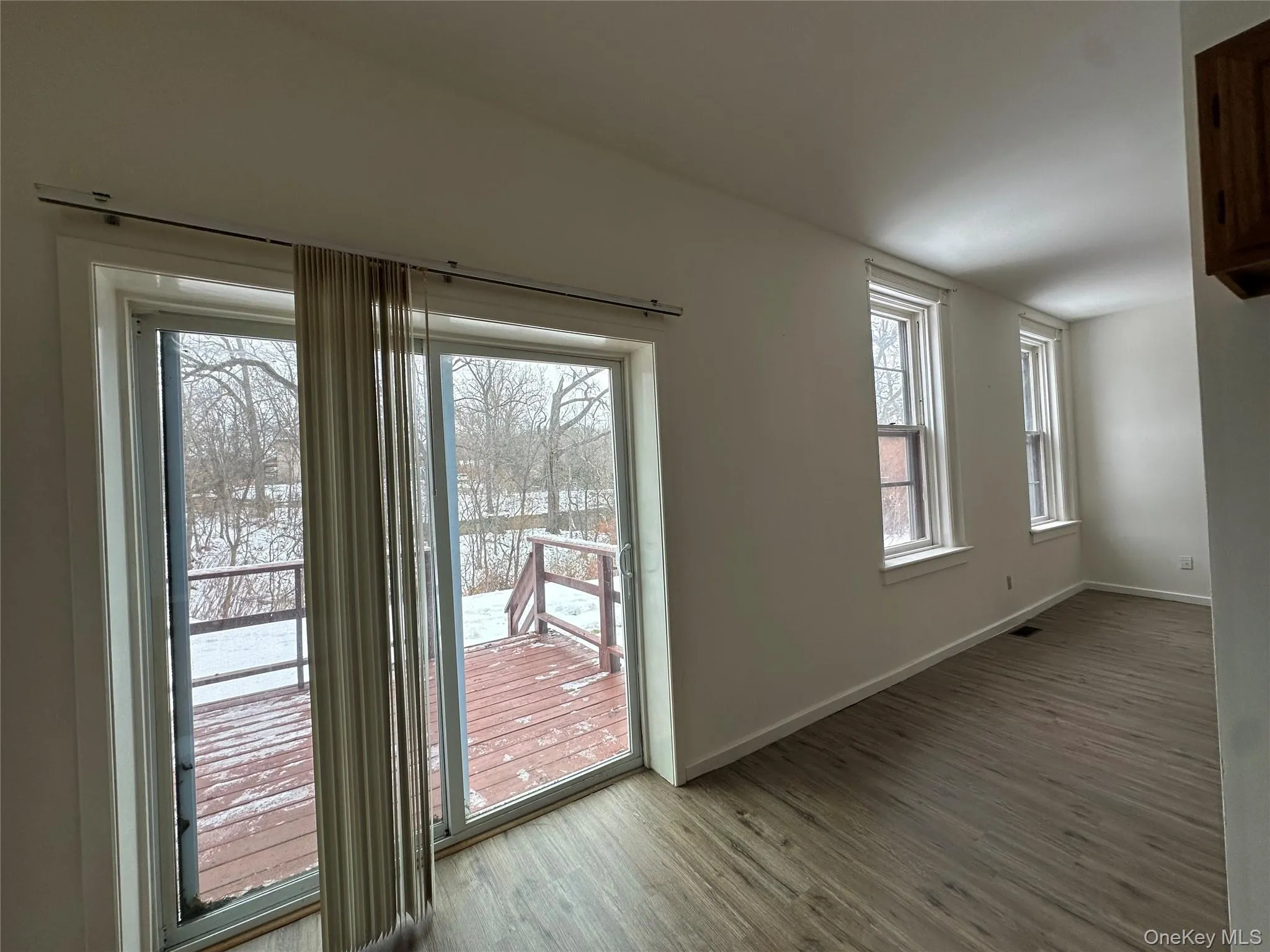 165 Ulster Avenue, Saugerties, NY, 1 Bedroom Bedrooms, 3 Rooms Rooms,1 BathroomBathrooms,Residential Lease,Idx,Ulster,0,946393 165 Ulster Avenue, Saugerties, NY, 1 Bedroom Bedrooms, 3 Rooms Rooms,1 BathroomBathrooms,Residential Lease,Idx,Ulster,0,946393