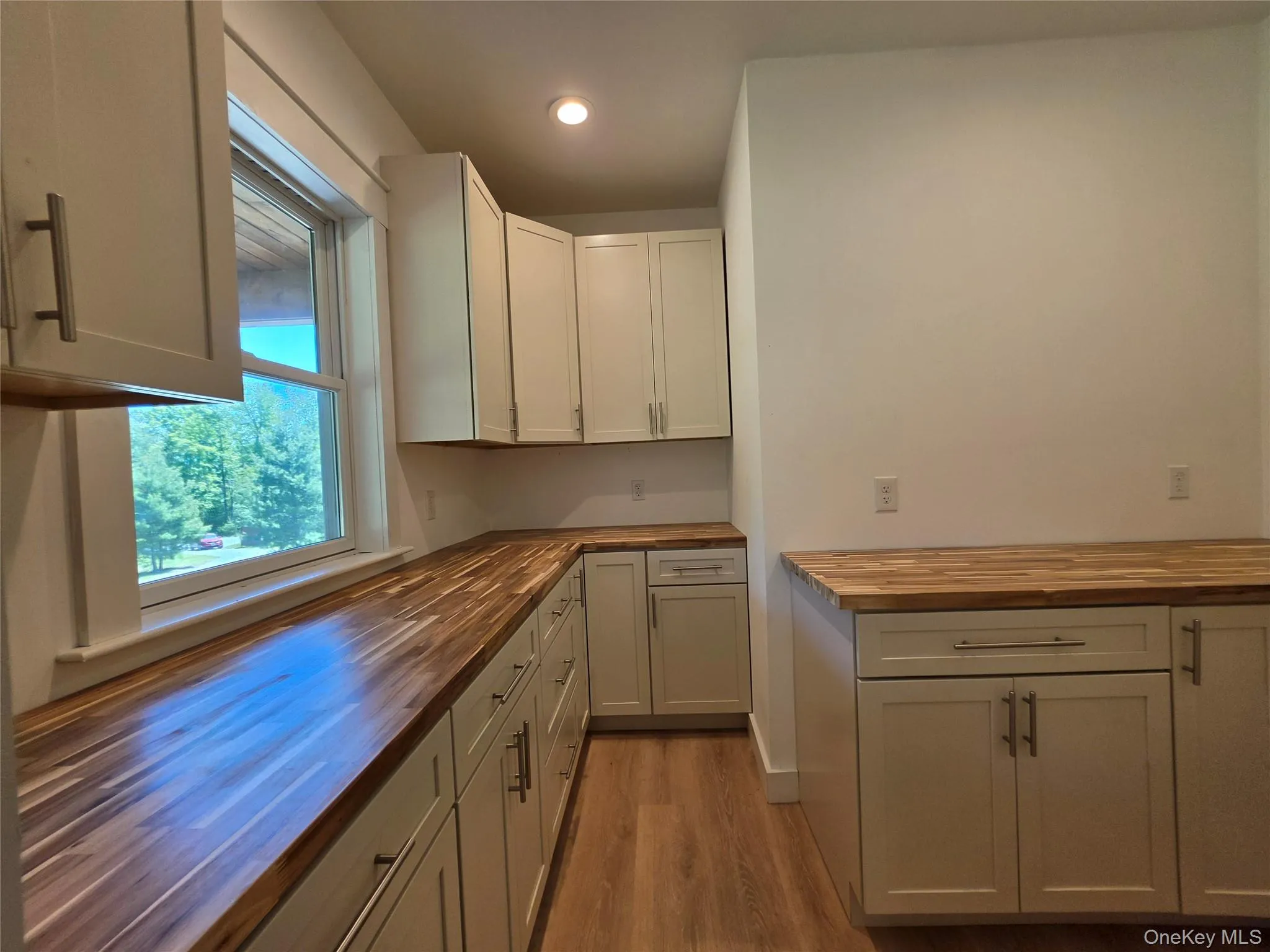 123 Wildwood Way, Forestburgh, NY, 5 Bedrooms Bedrooms, 10 Rooms Rooms,3 BathroomsBathrooms,Residential,For Rent,Wildwood,0,946432 123 Wildwood Way, Forestburgh, NY, 5 Bedrooms Bedrooms, 10 Rooms Rooms,3 BathroomsBathrooms,Residential,For Rent,Wildwood,0,946432
