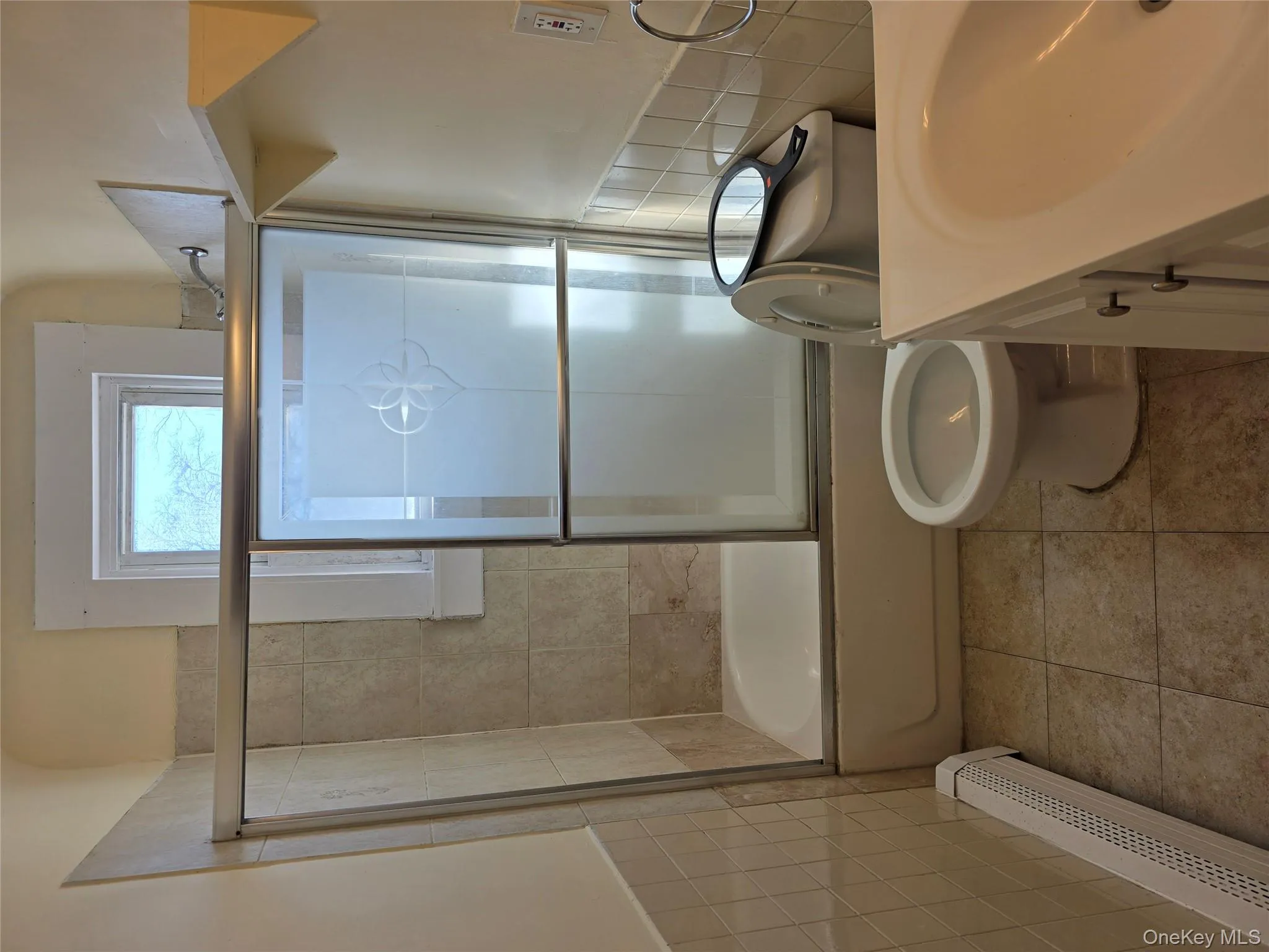 185 Franklin Street, Hempstead, NY, 4 Bedrooms Bedrooms, 7 Rooms Rooms,1 BathroomBathrooms,Residential Lease,For Rent,Franklin,0,946452 185 Franklin Street, Hempstead, NY, 4 Bedrooms Bedrooms, 7 Rooms Rooms,1 BathroomBathrooms,Residential Lease,For Rent,Franklin,0,946452