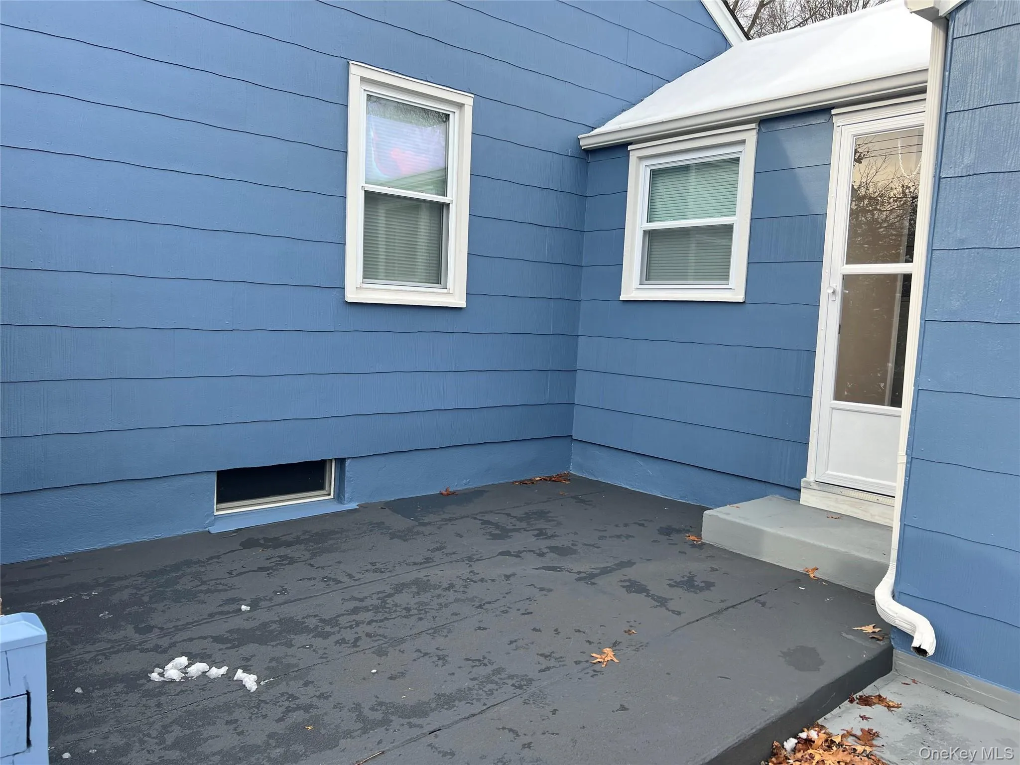 Front seating patio Front seating patio