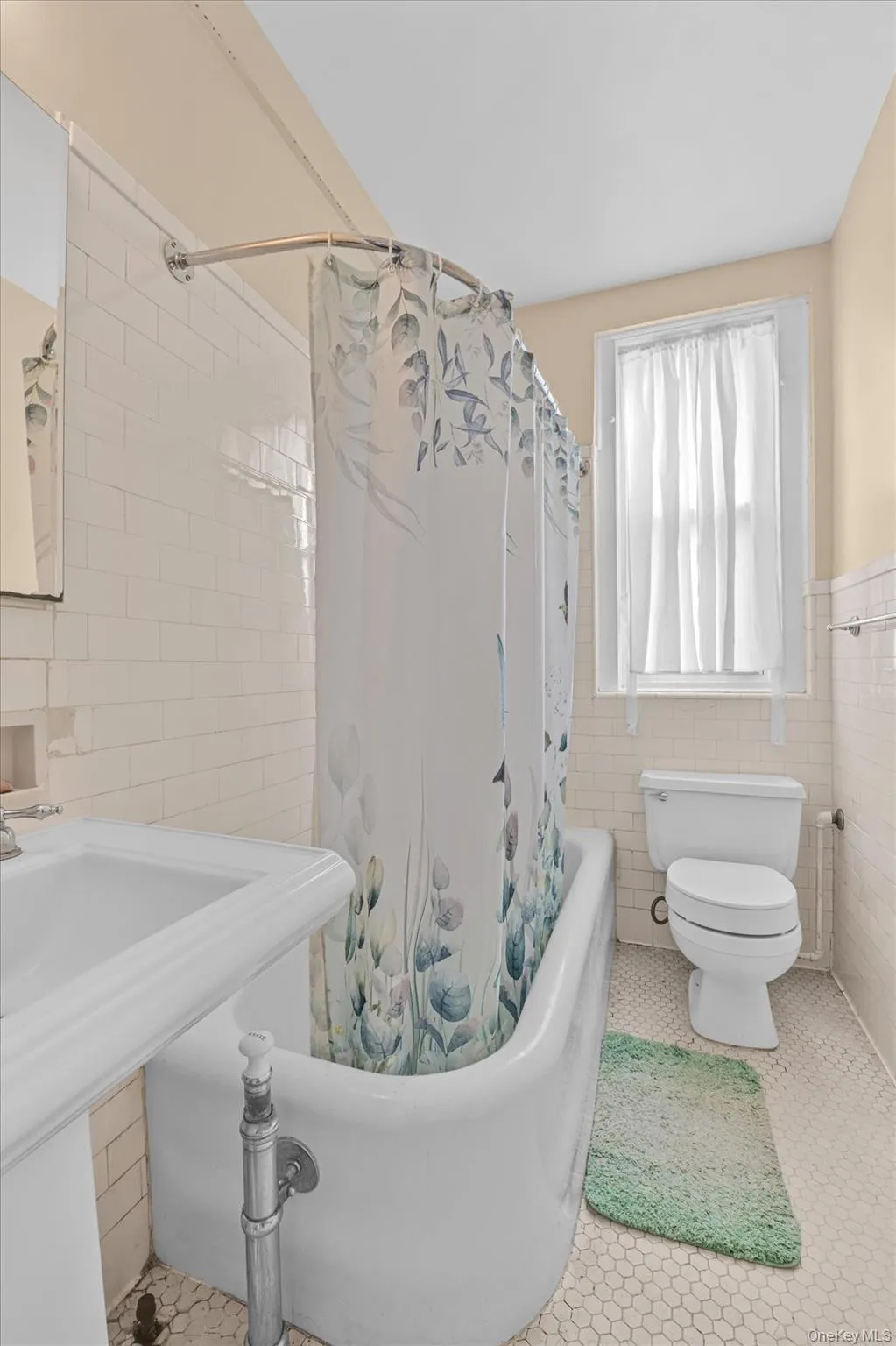 390 Riverside Drive, New York, NY, 1 Bedroom Bedrooms, 3 Rooms Rooms,1 BathroomBathrooms,Residential,For Rent,Riverside,0,946502 390 Riverside Drive, New York, NY, 1 Bedroom Bedrooms, 3 Rooms Rooms,1 BathroomBathrooms,Residential,For Rent,Riverside,0,946502