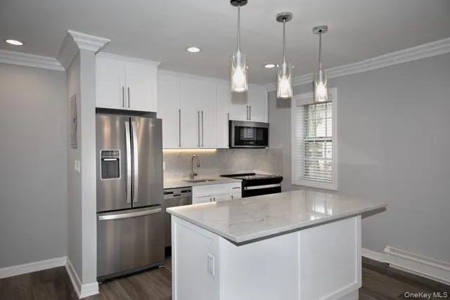 23 Weaver Drive, Oyster Bay, NY, 1 Bedroom Bedrooms, 4 Rooms Rooms,1 BathroomBathrooms,Residential Lease,Idx,Weaver,0,946537 23 Weaver Drive, Oyster Bay, NY, 1 Bedroom Bedrooms, 4 Rooms Rooms,1 BathroomBathrooms,Residential Lease,Idx,Weaver,0,946537