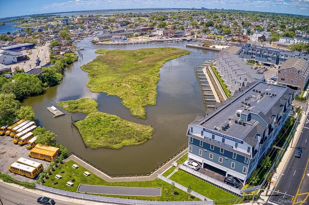 121 Marina Pointe Drive, Hempstead, NY, 2 Bedrooms Bedrooms, 7 Rooms Rooms,2 BathroomsBathrooms,Residential,For Rent,Marina Pointe,0,946618 121 Marina Pointe Drive, Hempstead, NY, 2 Bedrooms Bedrooms, 7 Rooms Rooms,2 BathroomsBathrooms,Residential,For Rent,Marina Pointe,0,946618