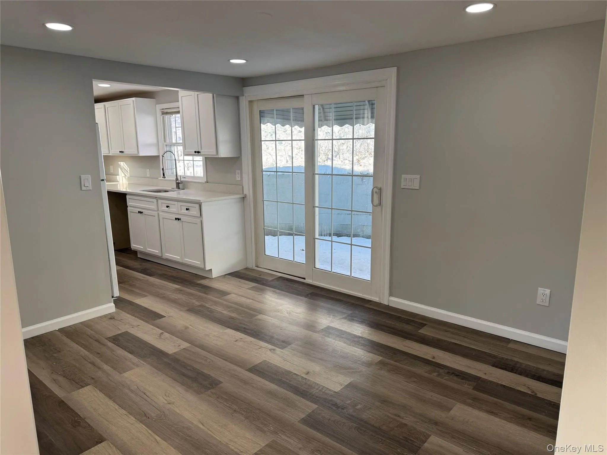 81 Oakside Road, Smithtown, NY, 4 Bedrooms Bedrooms, 7 Rooms Rooms,2 BathroomsBathrooms,Residential Lease,Idx,Oakside,0,946635 81 Oakside Road, Smithtown, NY, 4 Bedrooms Bedrooms, 7 Rooms Rooms,2 BathroomsBathrooms,Residential Lease,Idx,Oakside,0,946635