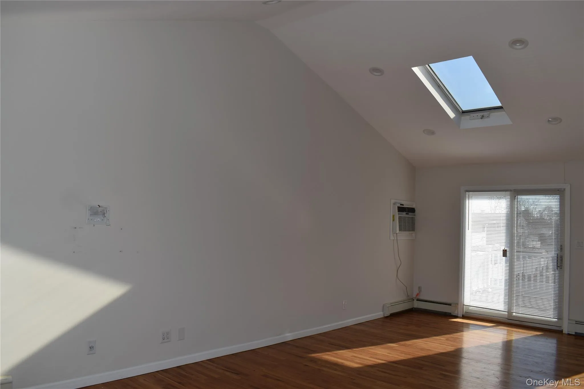 6 Geiger Place, Babylon, NY, 3 Bedrooms Bedrooms, 6 Rooms Rooms,1 BathroomBathrooms,Residential Lease,Idx,Geiger,0,946739 6 Geiger Place, Babylon, NY, 3 Bedrooms Bedrooms, 6 Rooms Rooms,1 BathroomBathrooms,Residential Lease,Idx,Geiger,0,946739