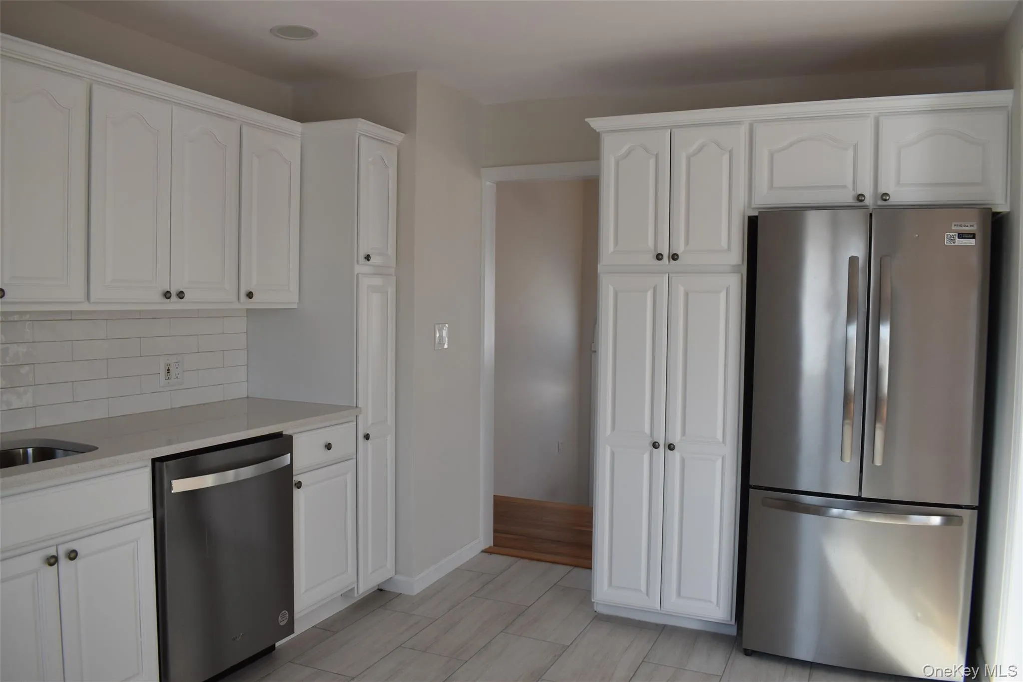 6 Geiger Place, Babylon, NY, 3 Bedrooms Bedrooms, 6 Rooms Rooms,1 BathroomBathrooms,Residential Lease,Idx,Geiger,0,946739 6 Geiger Place, Babylon, NY, 3 Bedrooms Bedrooms, 6 Rooms Rooms,1 BathroomBathrooms,Residential Lease,Idx,Geiger,0,946739