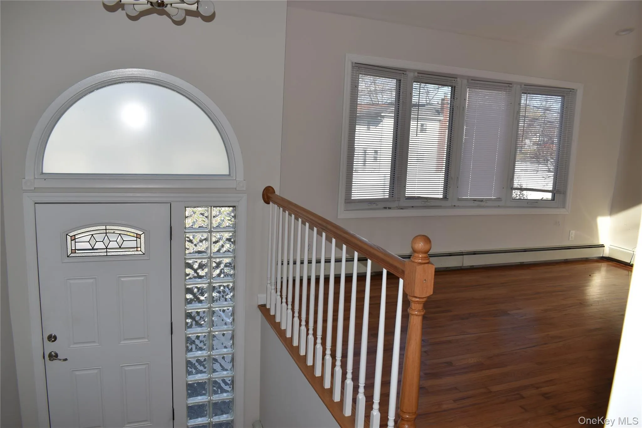 6 Geiger Place, Babylon, NY, 3 Bedrooms Bedrooms, 6 Rooms Rooms,1 BathroomBathrooms,Residential Lease,Idx,Geiger,0,946739 6 Geiger Place, Babylon, NY, 3 Bedrooms Bedrooms, 6 Rooms Rooms,1 BathroomBathrooms,Residential Lease,Idx,Geiger,0,946739