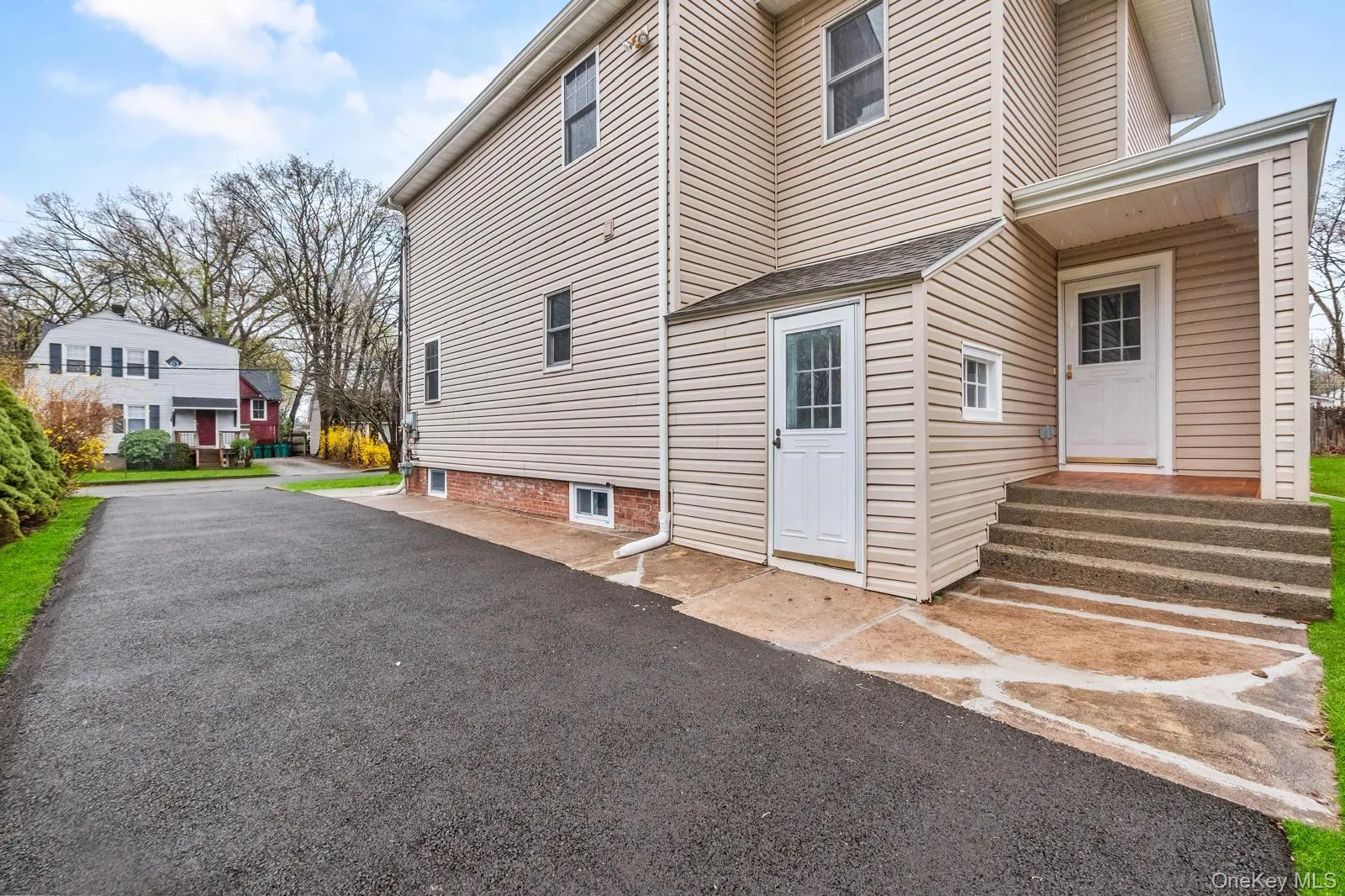 View of side of property View of side of property