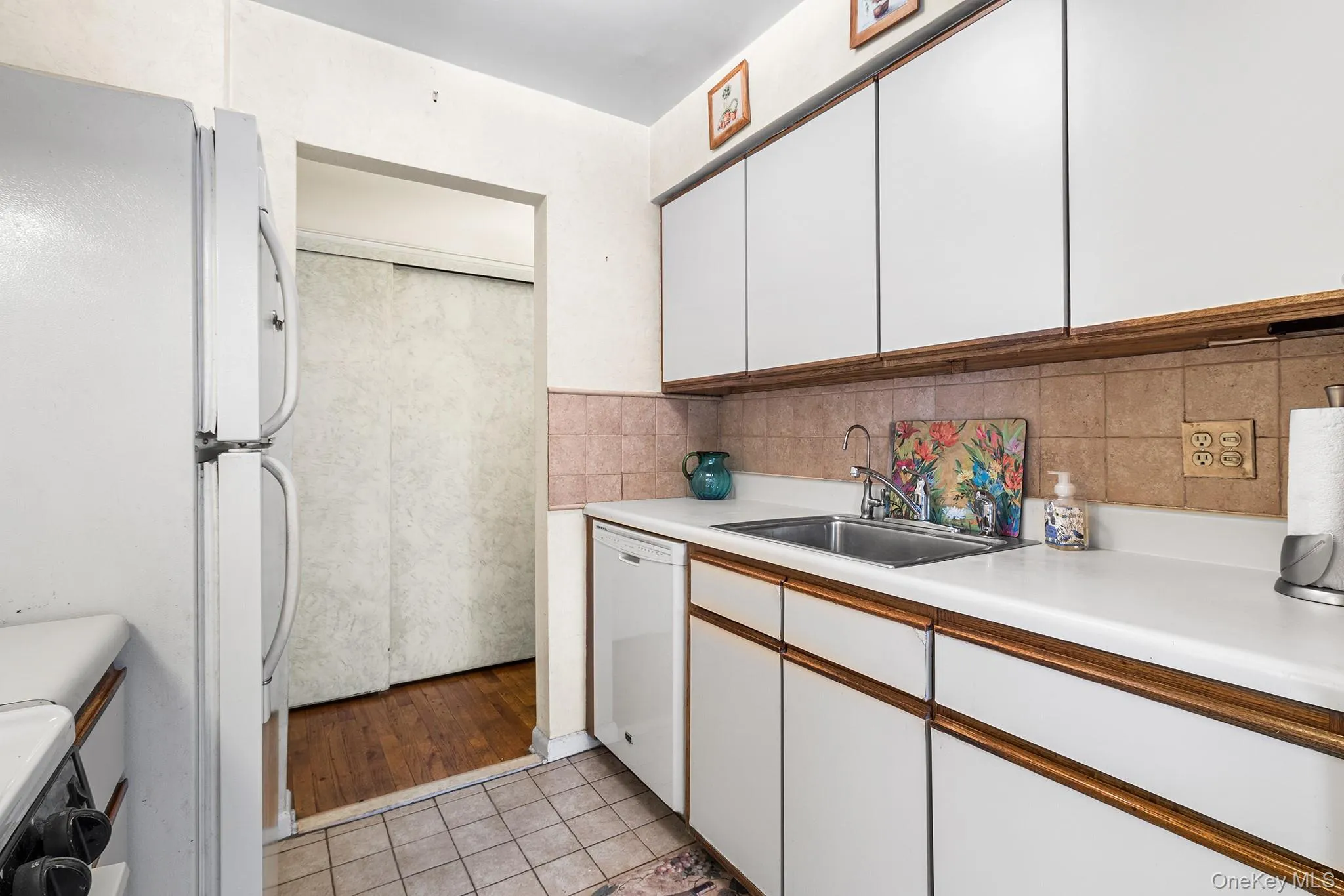 210 Fulton Street, Oyster Bay, NY, 1 Bedroom Bedrooms, 3 Rooms Rooms,1 BathroomBathrooms,Residential,For Rent,Fulton,0,946853 210 Fulton Street, Oyster Bay, NY, 1 Bedroom Bedrooms, 3 Rooms Rooms,1 BathroomBathrooms,Residential,For Rent,Fulton,0,946853