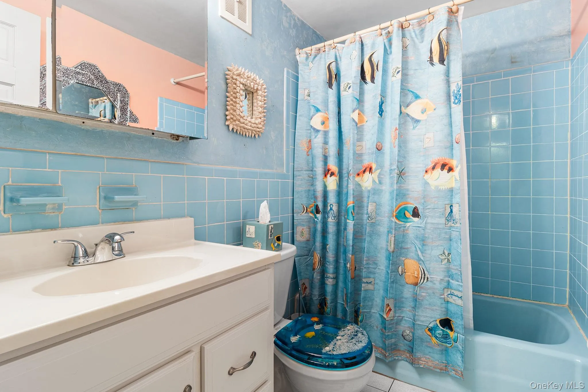 210 Fulton Street, Oyster Bay, NY, 1 Bedroom Bedrooms, 3 Rooms Rooms,1 BathroomBathrooms,Residential,For Rent,Fulton,0,946853 210 Fulton Street, Oyster Bay, NY, 1 Bedroom Bedrooms, 3 Rooms Rooms,1 BathroomBathrooms,Residential,For Rent,Fulton,0,946853