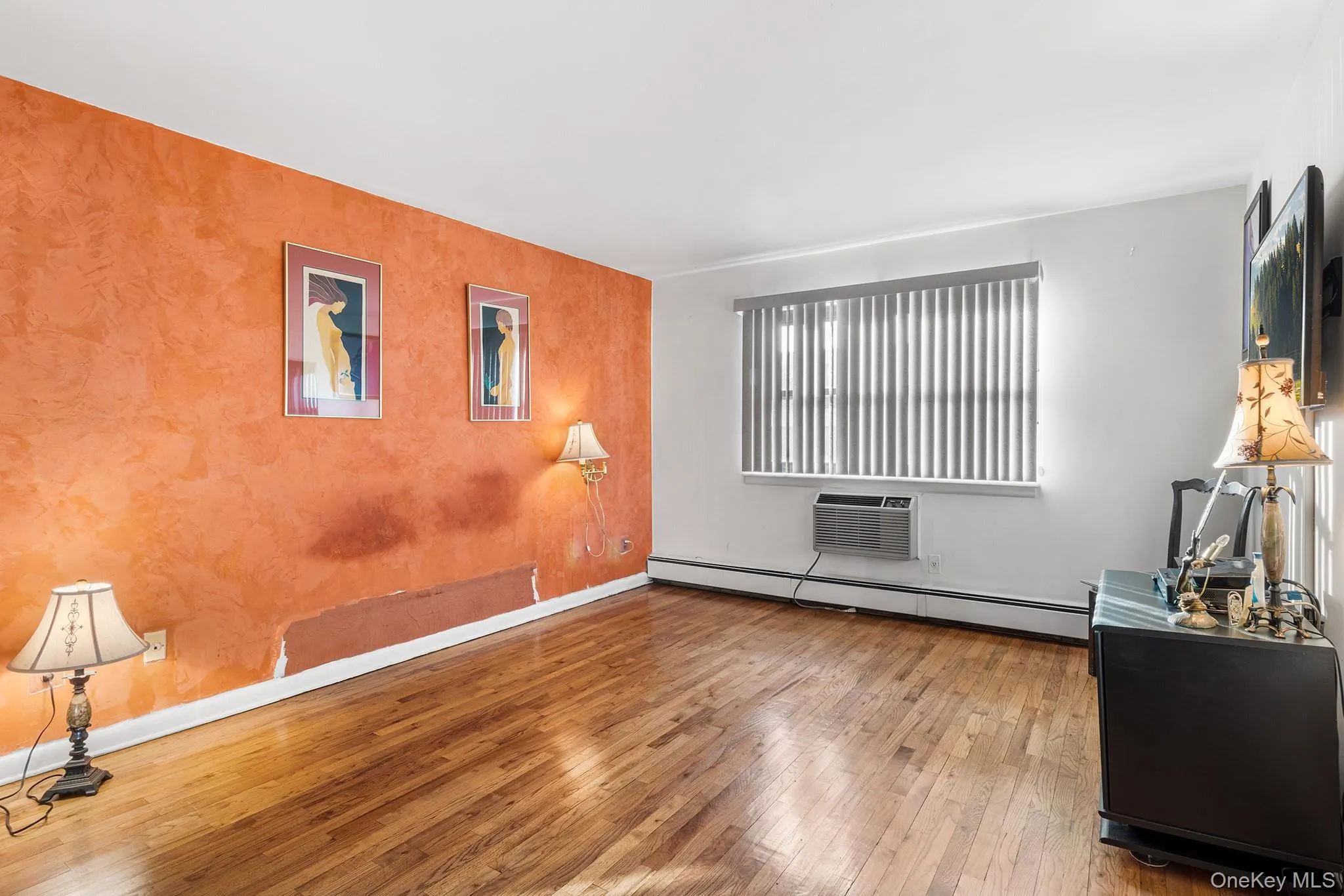 210 Fulton Street, Oyster Bay, NY, 1 Bedroom Bedrooms, 3 Rooms Rooms,1 BathroomBathrooms,Residential,For Rent,Fulton,0,946853 210 Fulton Street, Oyster Bay, NY, 1 Bedroom Bedrooms, 3 Rooms Rooms,1 BathroomBathrooms,Residential,For Rent,Fulton,0,946853
