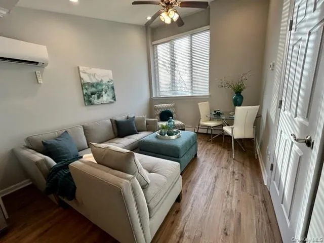 265 Main Street, Islip, NY, 1 Bedroom Bedrooms, 4 Rooms Rooms,1 BathroomBathrooms,Residential Lease,Idx,Main,0,946895 265 Main Street, Islip, NY, 1 Bedroom Bedrooms, 4 Rooms Rooms,1 BathroomBathrooms,Residential Lease,Idx,Main,0,946895