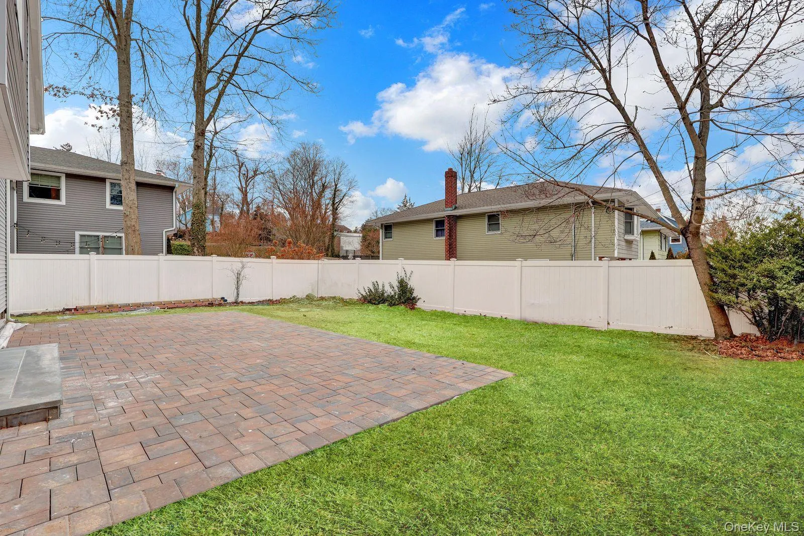 33 Gaines Street, Huntington, NY, 4 Bedrooms Bedrooms, 8 Rooms Rooms,2 BathroomsBathrooms,Residential Lease,Idx,Gaines,0,946942 33 Gaines Street, Huntington, NY, 4 Bedrooms Bedrooms, 8 Rooms Rooms,2 BathroomsBathrooms,Residential Lease,Idx,Gaines,0,946942