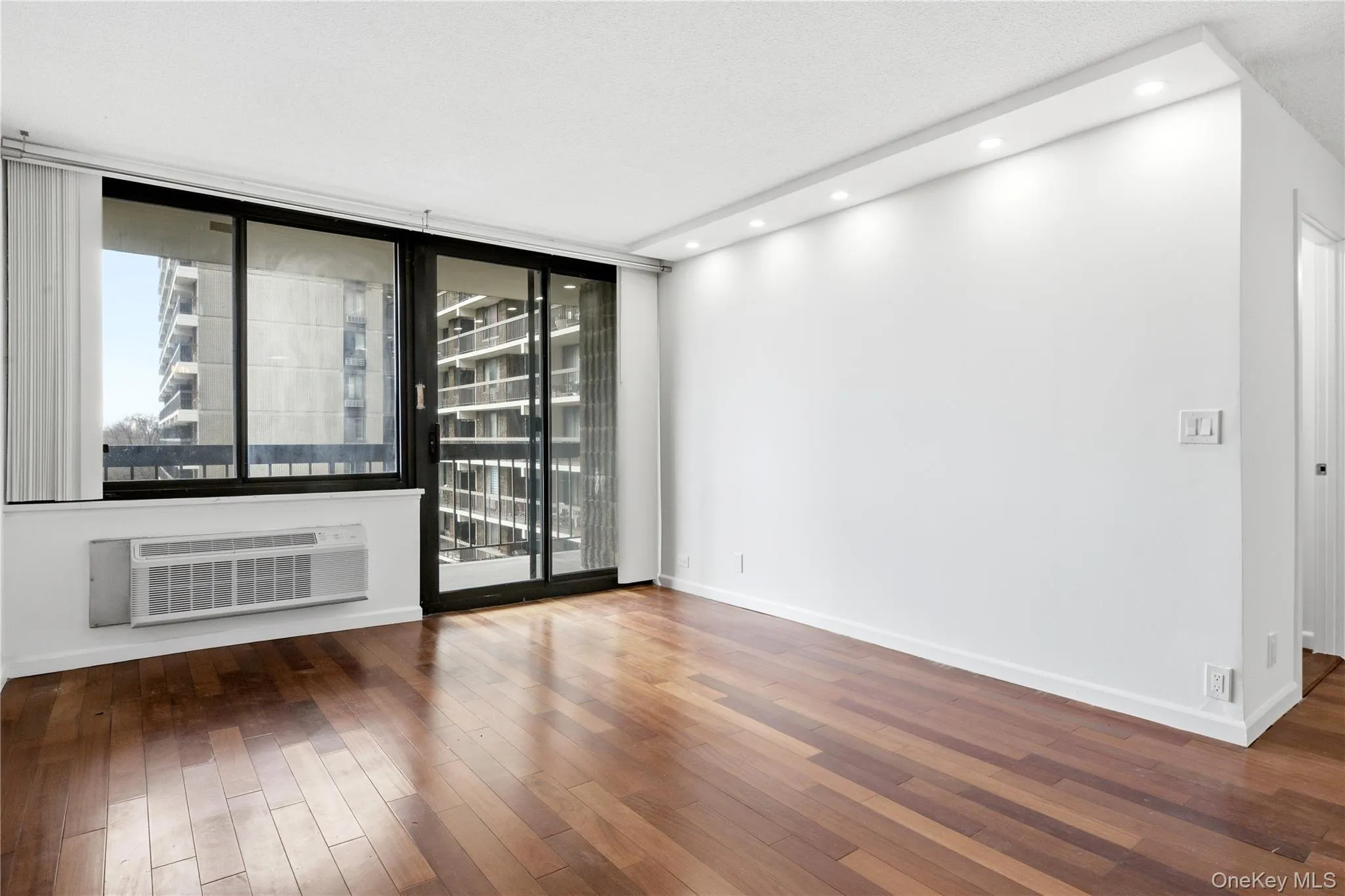 152-18 Union Turnpike, New York, NY, 2 Bedrooms Bedrooms, 6 Rooms Rooms,2 BathroomsBathrooms,Residential Lease,Idx,Union,0,947000 152-18 Union Turnpike, New York, NY, 2 Bedrooms Bedrooms, 6 Rooms Rooms,2 BathroomsBathrooms,Residential Lease,Idx,Union,0,947000