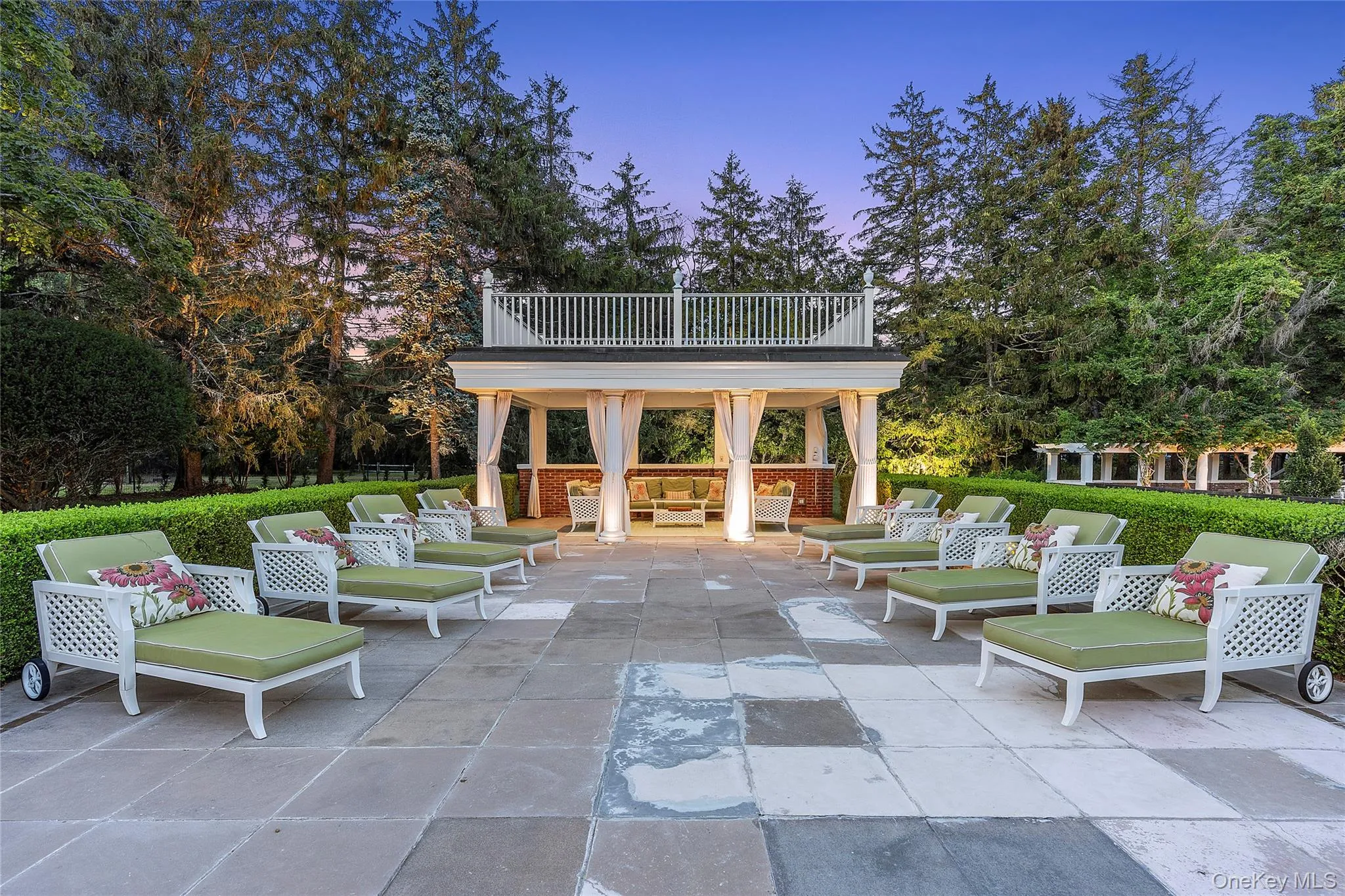 94 Quogue Street, Southampton, NY, 15 Bedrooms Bedrooms, 23 Rooms Rooms,10 BathroomsBathrooms,Residential Lease,For Rent,Quogue,0,947047 94 Quogue Street, Southampton, NY, 15 Bedrooms Bedrooms, 23 Rooms Rooms,10 BathroomsBathrooms,Residential Lease,For Rent,Quogue,0,947047