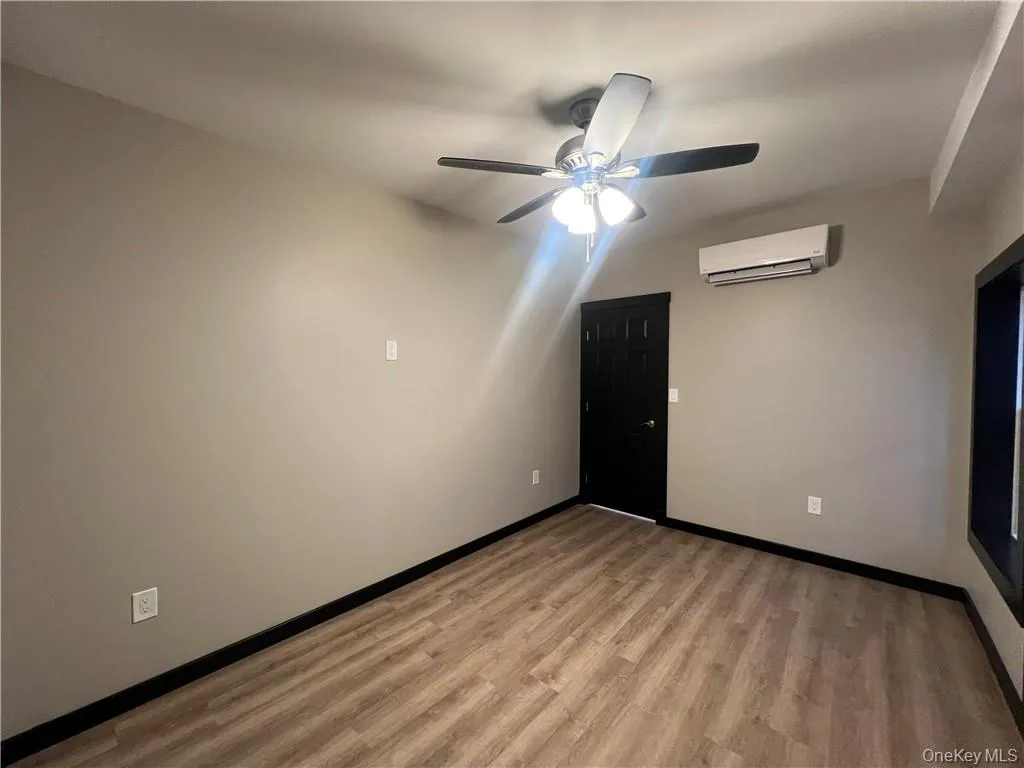 30 Henry Street, Middletown, NY, 1 Bedroom Bedrooms, 4 Rooms Rooms,1 BathroomBathrooms,Residential Lease,Idx,Henry,0,947067 30 Henry Street, Middletown, NY, 1 Bedroom Bedrooms, 4 Rooms Rooms,1 BathroomBathrooms,Residential Lease,Idx,Henry,0,947067