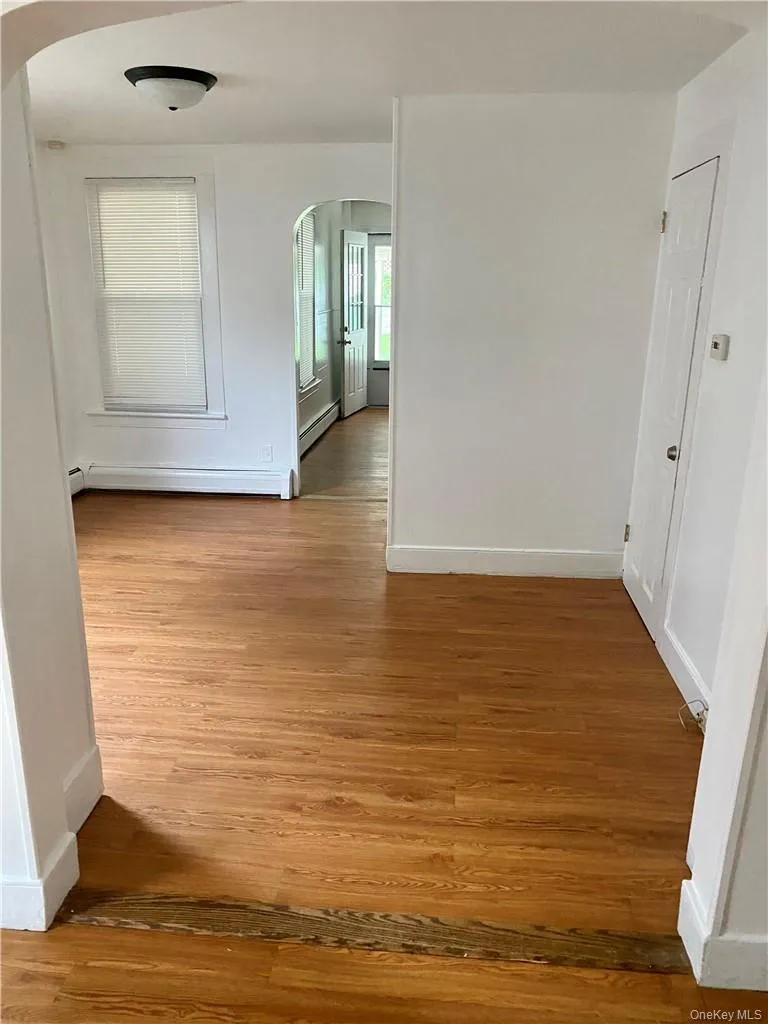 8 Park Avenue, Ramapo, NY, 3 Bedrooms Bedrooms, 6 Rooms Rooms,1 BathroomBathrooms,Residential Lease,For Rent,Park,0,947163 8 Park Avenue, Ramapo, NY, 3 Bedrooms Bedrooms, 6 Rooms Rooms,1 BathroomBathrooms,Residential Lease,For Rent,Park,0,947163
