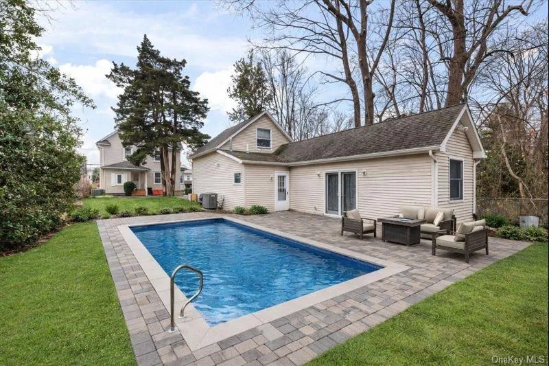 Virtually staged in ground pool Virtually staged in ground pool