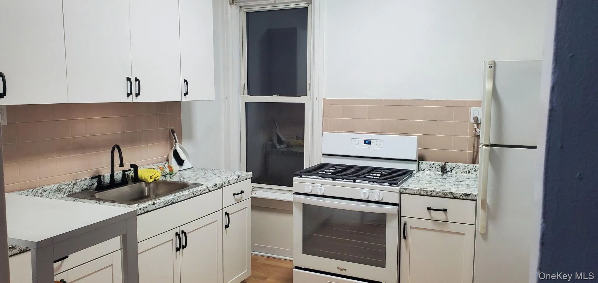 8633 76th Street, New York, NY, 3 Bedrooms Bedrooms, 5 Rooms Rooms,1 BathroomBathrooms,Residential Lease,Idx,76th,0,947199 8633 76th Street, New York, NY, 3 Bedrooms Bedrooms, 5 Rooms Rooms,1 BathroomBathrooms,Residential Lease,Idx,76th,0,947199