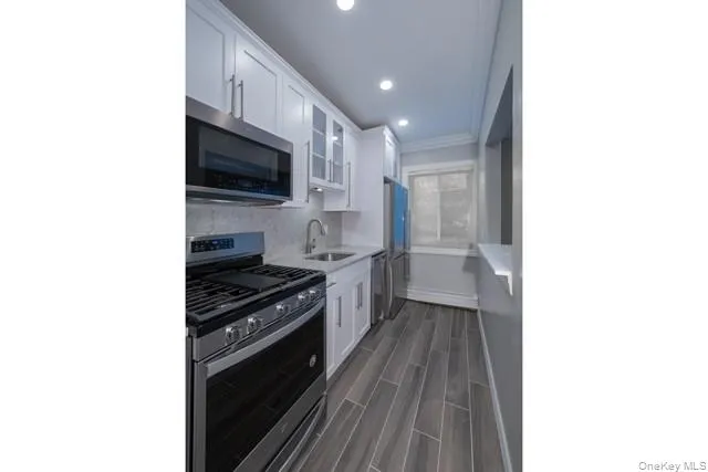 200B Jefferson Avenue, Smithtown, NY, 3 Rooms Rooms,1 BathroomBathrooms,Residential Lease,For Rent,Jefferson,0,947234 200B Jefferson Avenue, Smithtown, NY, 3 Rooms Rooms,1 BathroomBathrooms,Residential Lease,For Rent,Jefferson,0,947234