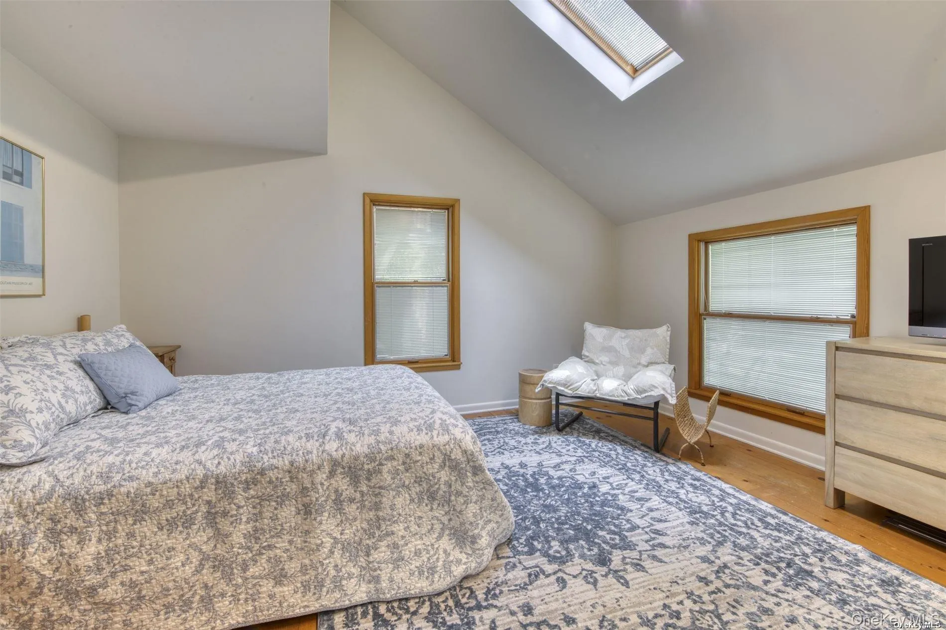 2nd floor bedroom/king bed 2nd floor bedroom/king bed