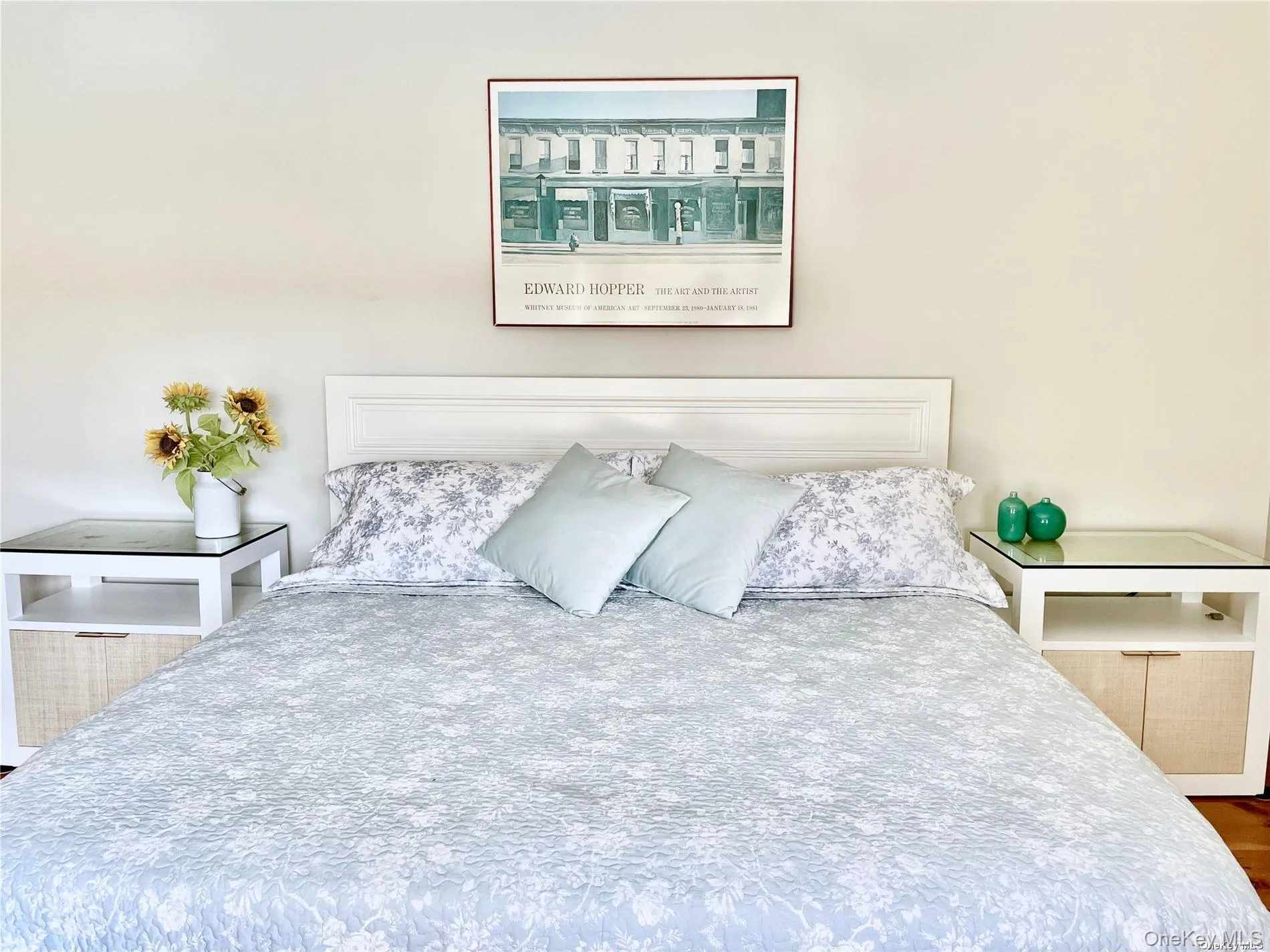 3rd bedroom/king bed 3rd bedroom/king bed