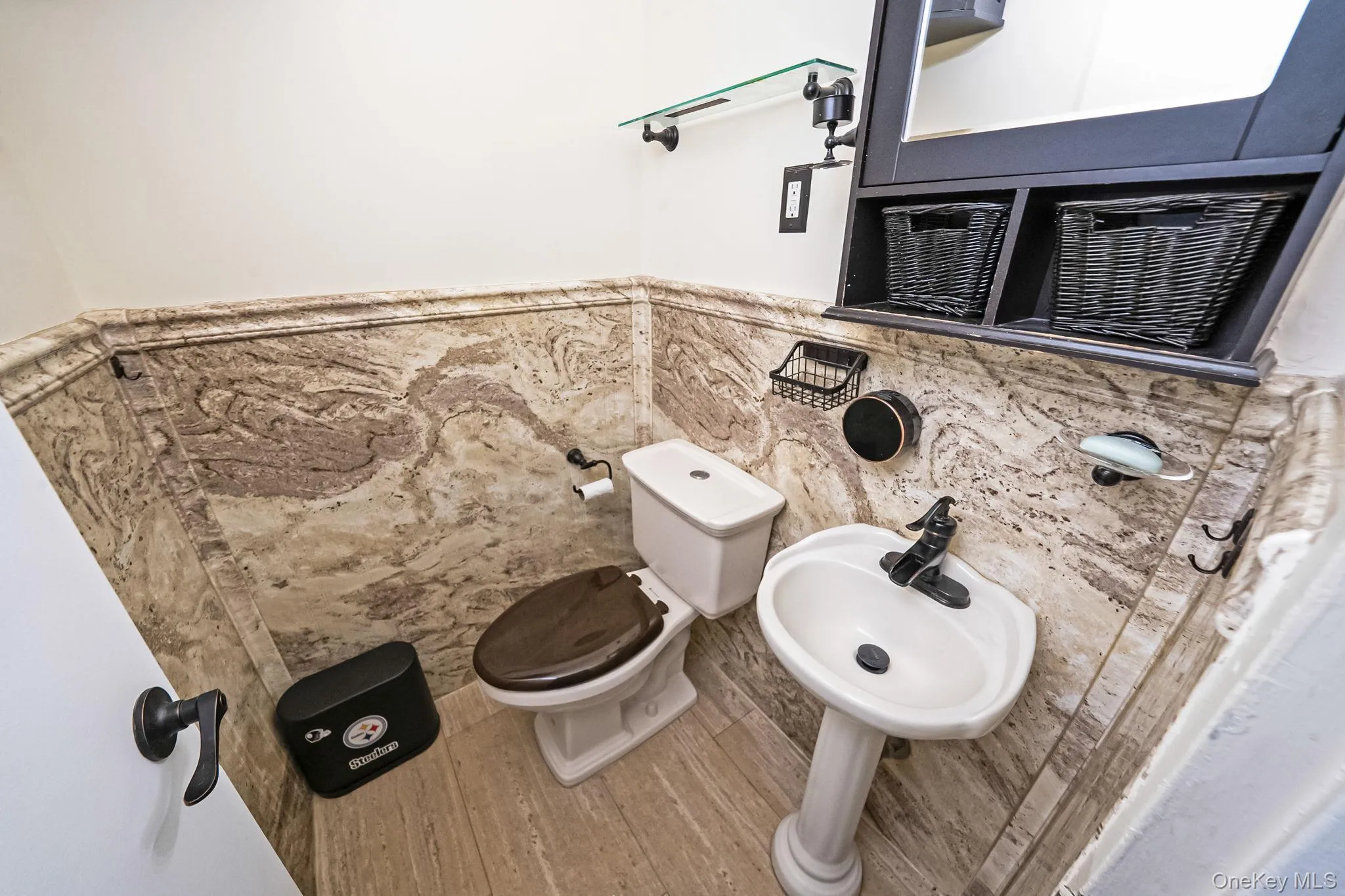 1020 Elton Street, New York, NY, 3 Bedrooms Bedrooms, 4 Rooms Rooms,1 BathroomBathrooms,Residential,For Rent,Elton,0,947320 1020 Elton Street, New York, NY, 3 Bedrooms Bedrooms, 4 Rooms Rooms,1 BathroomBathrooms,Residential,For Rent,Elton,0,947320