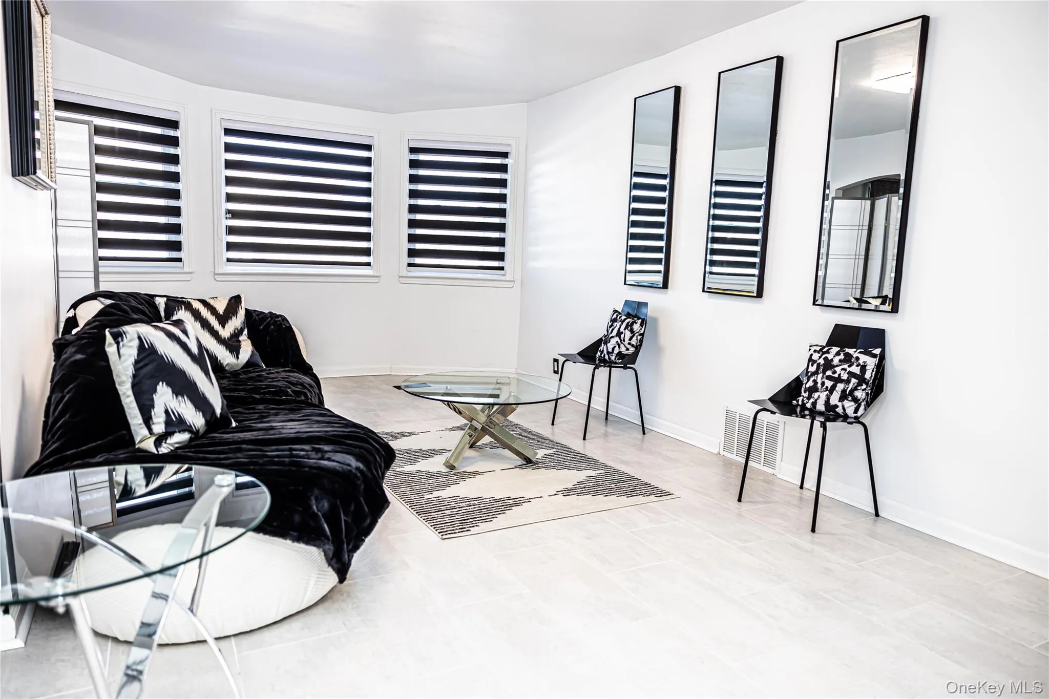 1 Summer Lane, Babylon, NY, 3 Bedrooms Bedrooms, 8 Rooms Rooms,2 BathroomsBathrooms,Residential Lease,For Rent,Summer,0,947325 1 Summer Lane, Babylon, NY, 3 Bedrooms Bedrooms, 8 Rooms Rooms,2 BathroomsBathrooms,Residential Lease,For Rent,Summer,0,947325