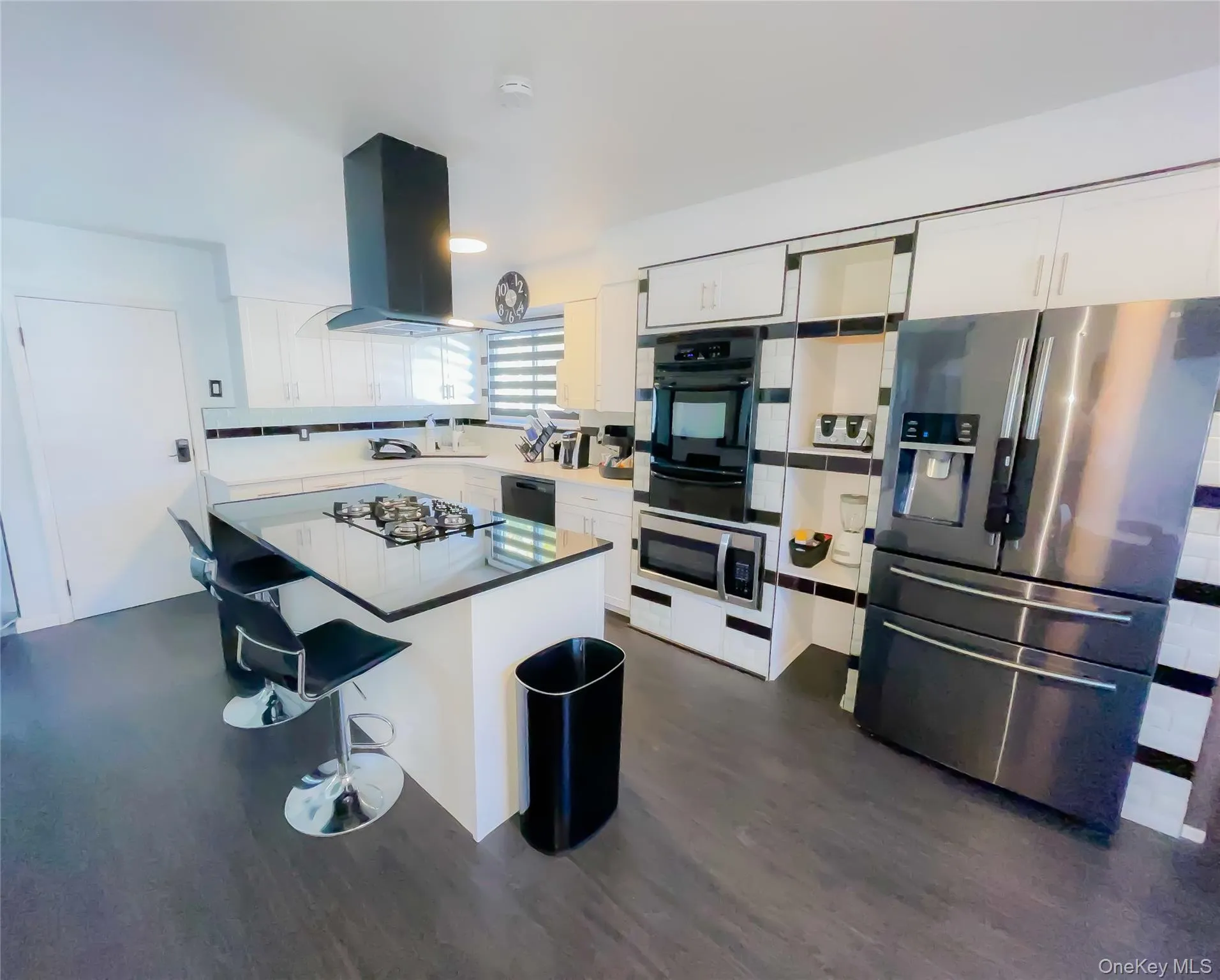 1 Summer Lane, Babylon, NY, 3 Bedrooms Bedrooms, 8 Rooms Rooms,2 BathroomsBathrooms,Residential Lease,For Rent,Summer,0,947325 1 Summer Lane, Babylon, NY, 3 Bedrooms Bedrooms, 8 Rooms Rooms,2 BathroomsBathrooms,Residential Lease,For Rent,Summer,0,947325