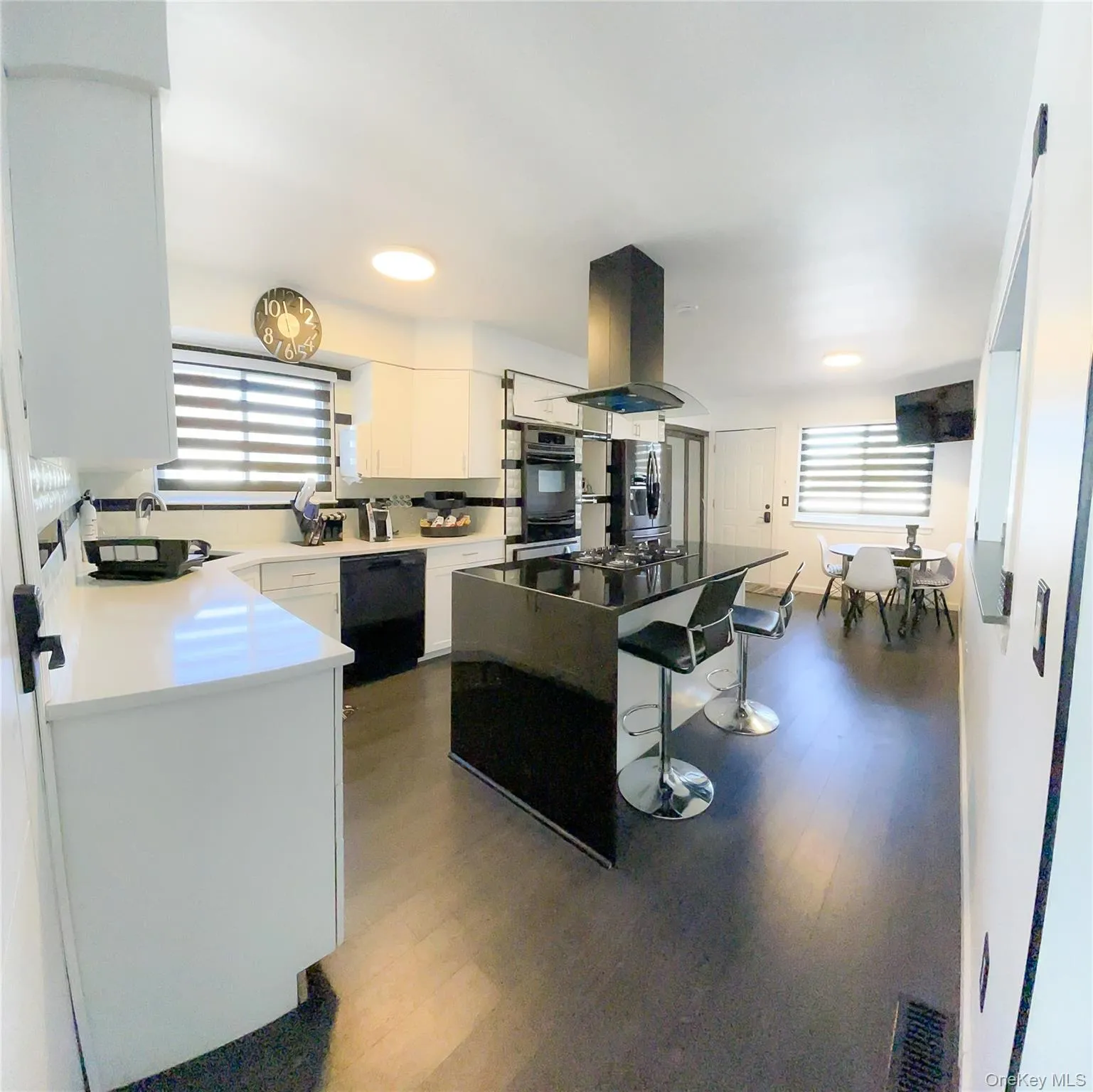 1 Summer Lane, Babylon, NY, 3 Bedrooms Bedrooms, 8 Rooms Rooms,2 BathroomsBathrooms,Residential Lease,For Rent,Summer,0,947325 1 Summer Lane, Babylon, NY, 3 Bedrooms Bedrooms, 8 Rooms Rooms,2 BathroomsBathrooms,Residential Lease,For Rent,Summer,0,947325