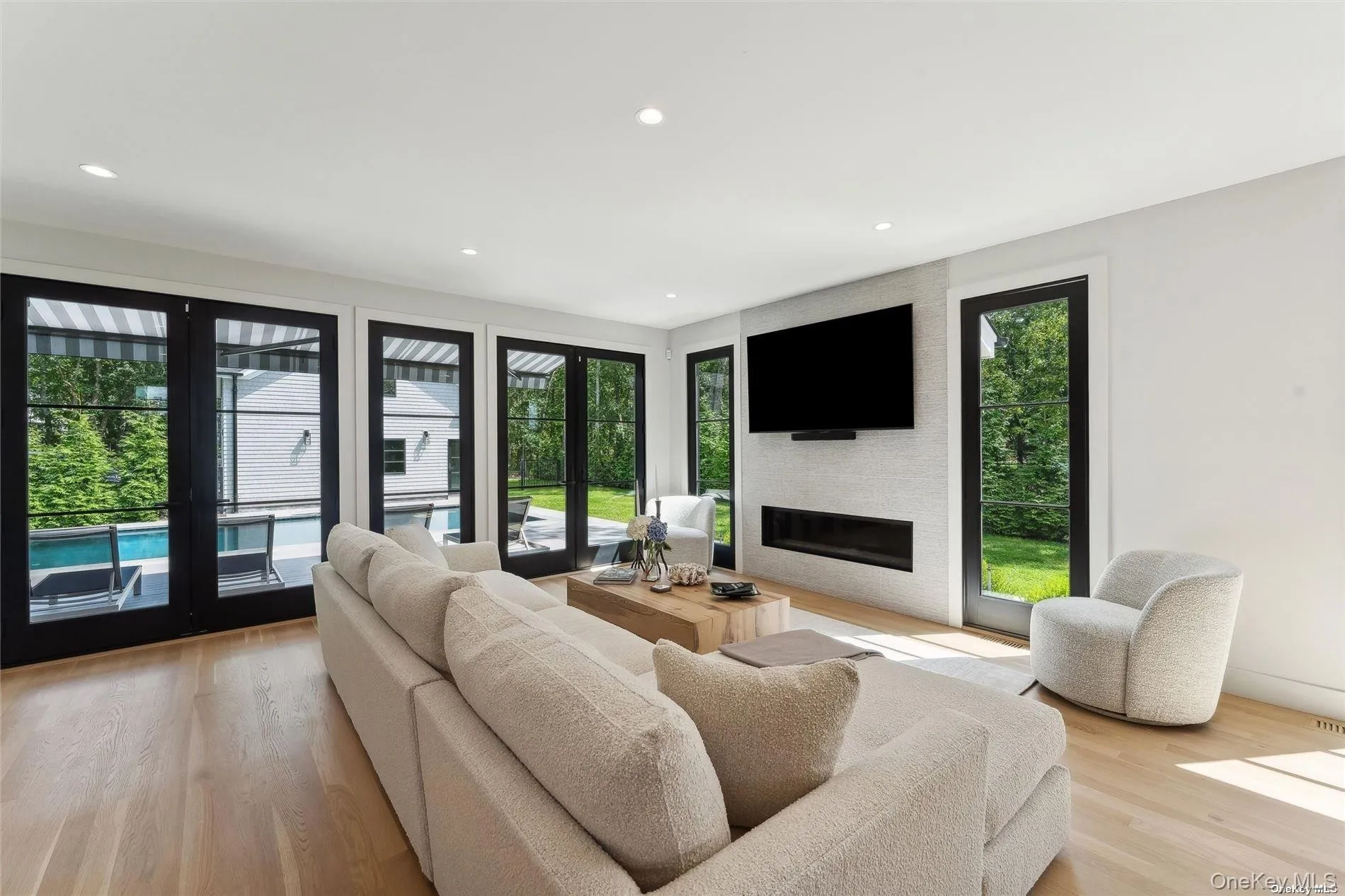 12 Old Main Road, Southampton, NY, 4 Bedrooms Bedrooms, 8 Rooms Rooms,4 BathroomsBathrooms,Residential Lease,Idx,Old Main,0,947365 12 Old Main Road, Southampton, NY, 4 Bedrooms Bedrooms, 8 Rooms Rooms,4 BathroomsBathrooms,Residential Lease,Idx,Old Main,0,947365