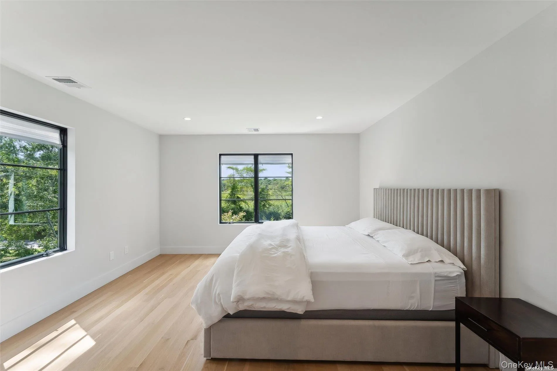 12 Old Main Road, Southampton, NY, 4 Bedrooms Bedrooms, 8 Rooms Rooms,4 BathroomsBathrooms,Residential Lease,Idx,Old Main,0,947365 12 Old Main Road, Southampton, NY, 4 Bedrooms Bedrooms, 8 Rooms Rooms,4 BathroomsBathrooms,Residential Lease,Idx,Old Main,0,947365