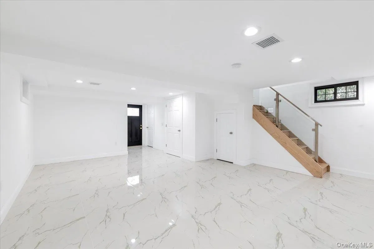 245 Garfield Avenue, North Hempstead, NY, 3 Bedrooms Bedrooms, 7 Rooms Rooms,2 BathroomsBathrooms,Residential Lease,Idx,Garfield,0,947381 245 Garfield Avenue, North Hempstead, NY, 3 Bedrooms Bedrooms, 7 Rooms Rooms,2 BathroomsBathrooms,Residential Lease,Idx,Garfield,0,947381