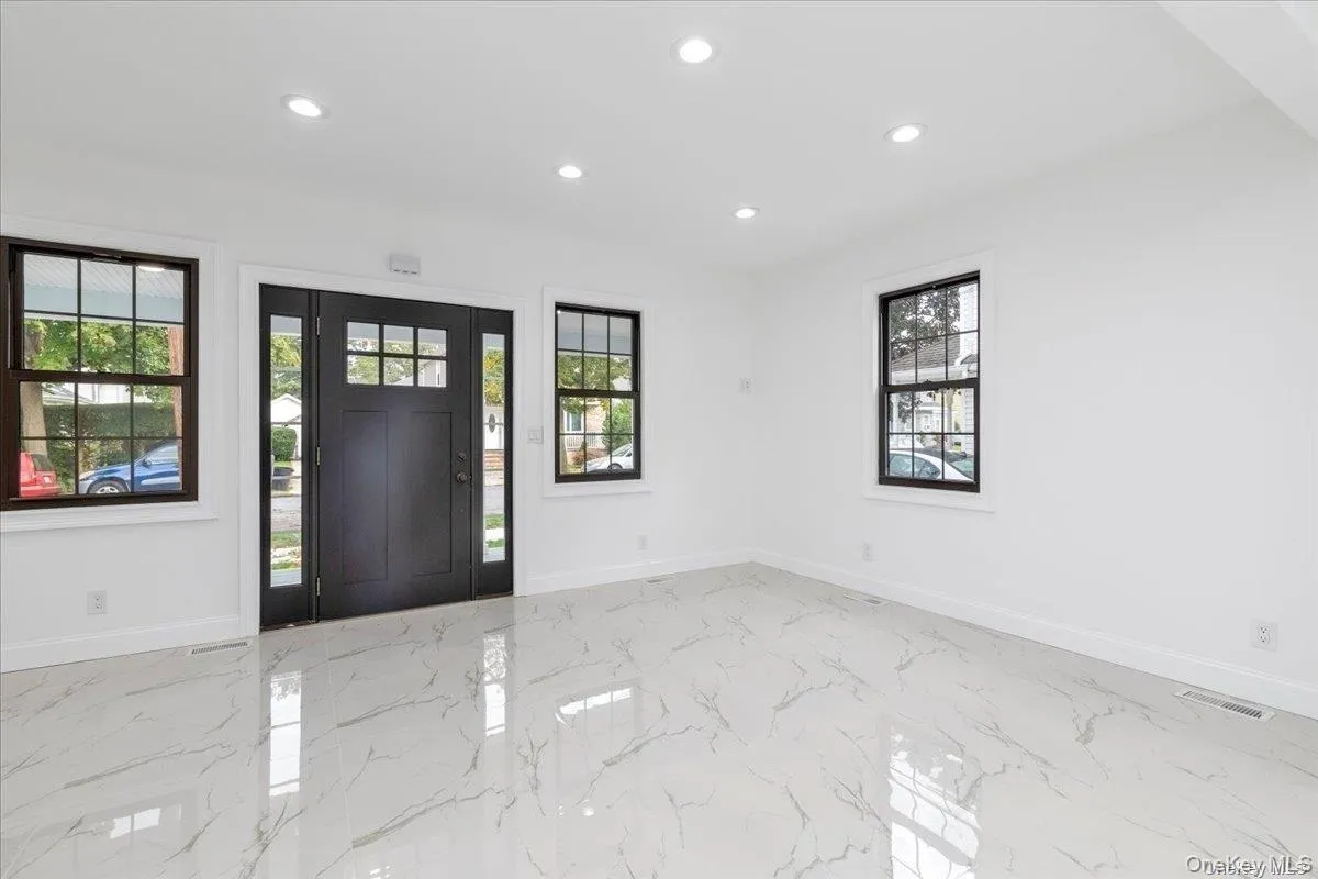 245 Garfield Avenue, North Hempstead, NY, 3 Bedrooms Bedrooms, 7 Rooms Rooms,2 BathroomsBathrooms,Residential Lease,Idx,Garfield,0,947381 245 Garfield Avenue, North Hempstead, NY, 3 Bedrooms Bedrooms, 7 Rooms Rooms,2 BathroomsBathrooms,Residential Lease,Idx,Garfield,0,947381