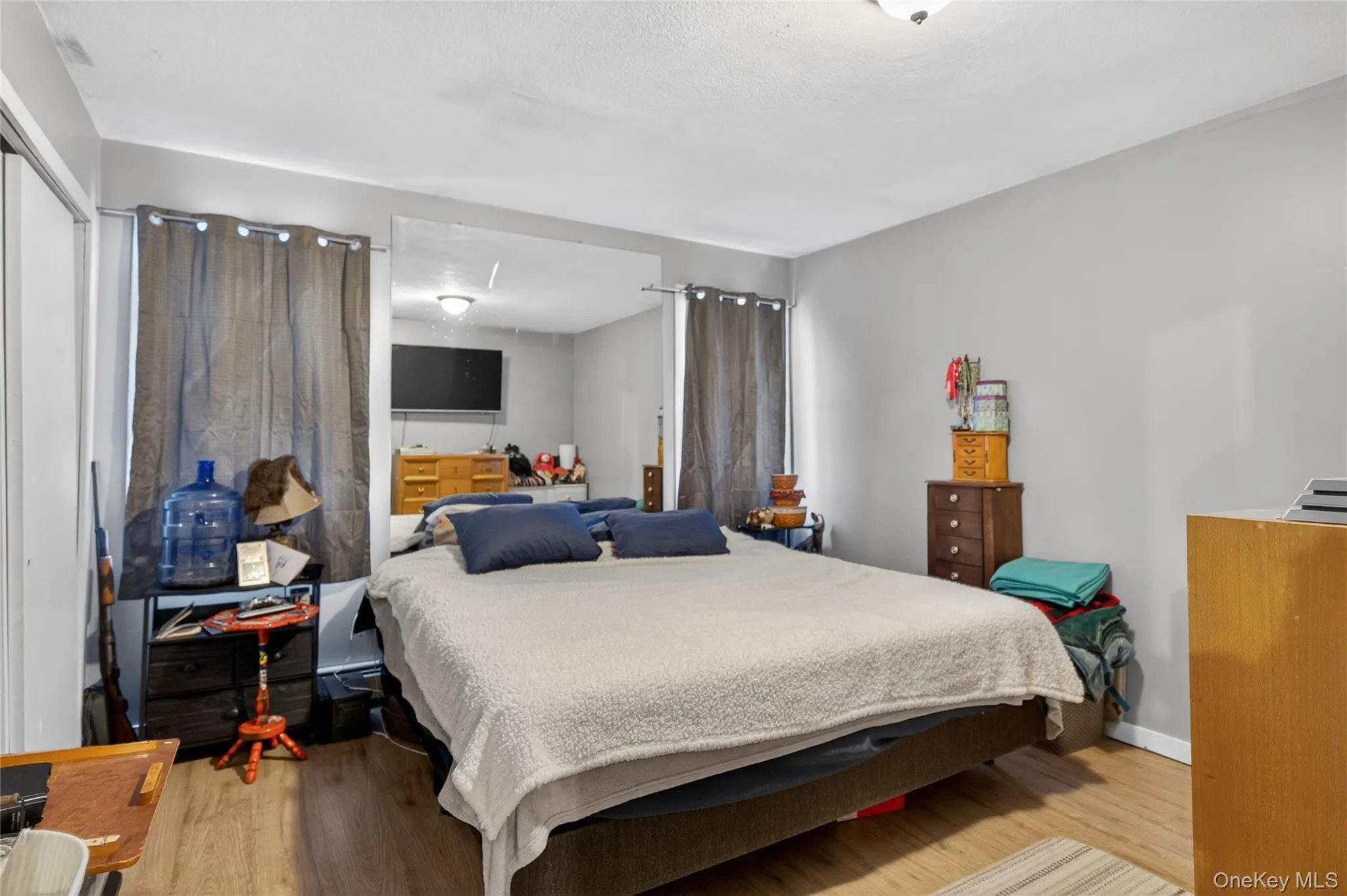 1st bedroom in rental unit 1st bedroom in rental unit
