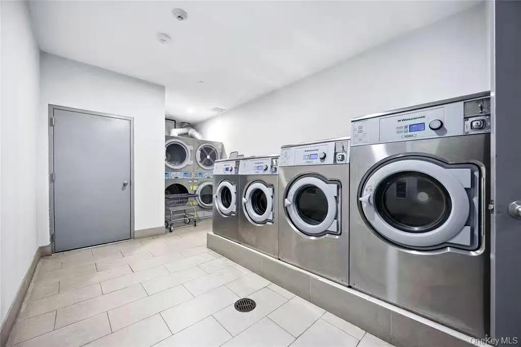 15815 Union Turnpike, New York, NY, 2 Bedrooms Bedrooms, 6 Rooms Rooms,2 BathroomsBathrooms,Residential,For Rent,Union,0,947410 15815 Union Turnpike, New York, NY, 2 Bedrooms Bedrooms, 6 Rooms Rooms,2 BathroomsBathrooms,Residential,For Rent,Union,0,947410