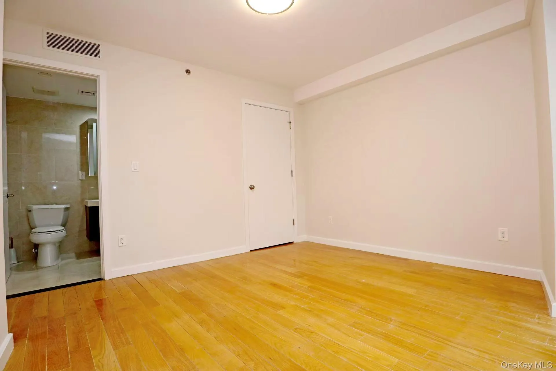 15815 Union Turnpike, New York, NY, 2 Bedrooms Bedrooms, 6 Rooms Rooms,2 BathroomsBathrooms,Residential,For Rent,Union,0,947410 15815 Union Turnpike, New York, NY, 2 Bedrooms Bedrooms, 6 Rooms Rooms,2 BathroomsBathrooms,Residential,For Rent,Union,0,947410