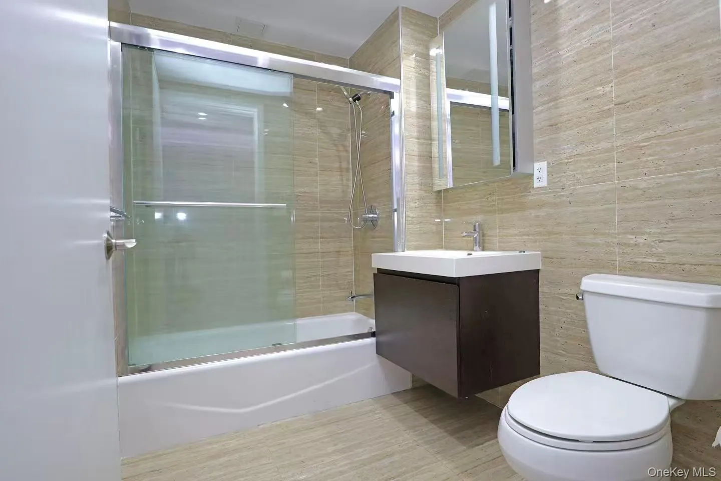 15815 Union Turnpike, New York, NY, 3 Bedrooms Bedrooms, 7 Rooms Rooms,2 BathroomsBathrooms,Residential,For Rent,Union,0,947416 15815 Union Turnpike, New York, NY, 3 Bedrooms Bedrooms, 7 Rooms Rooms,2 BathroomsBathrooms,Residential,For Rent,Union,0,947416