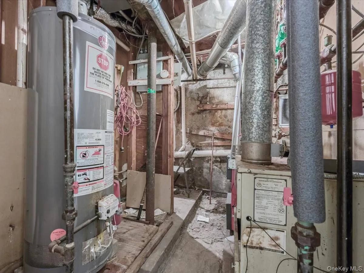 Utilities with gas water heater and a heating unit Utilities with gas water heater and a heating unit