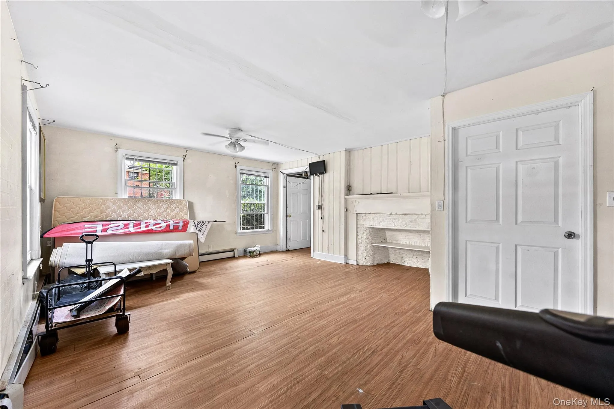 52-06 Bowne Street, New York, NY, 6 Bedrooms Bedrooms, 10 Rooms Rooms,4 BathroomsBathrooms,Residential,For Rent,Bowne,0,947445 52-06 Bowne Street, New York, NY, 6 Bedrooms Bedrooms, 10 Rooms Rooms,4 BathroomsBathrooms,Residential,For Rent,Bowne,0,947445
