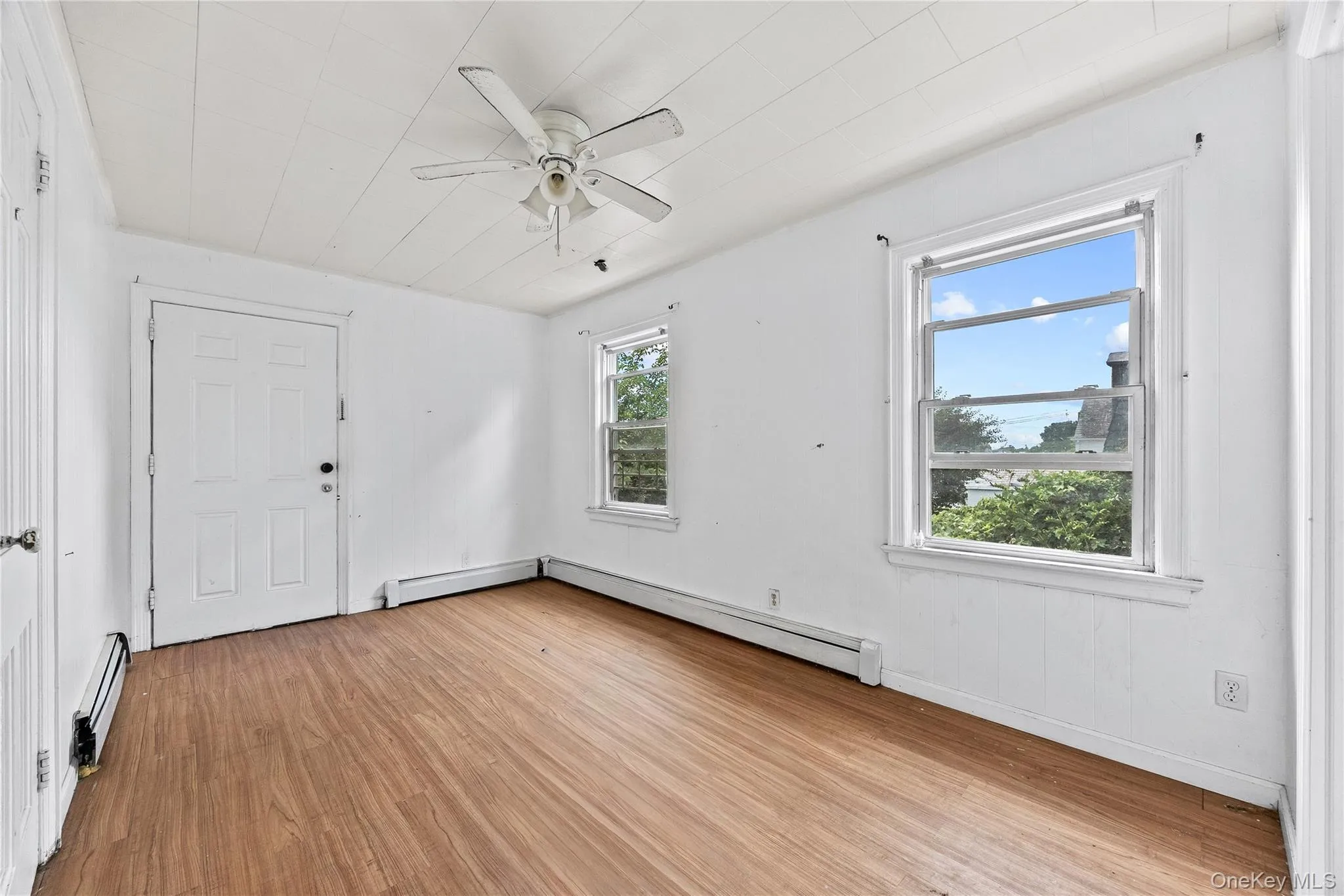 52-06 Bowne Street, New York, NY, 6 Bedrooms Bedrooms, 10 Rooms Rooms,4 BathroomsBathrooms,Residential,For Rent,Bowne,0,947445 52-06 Bowne Street, New York, NY, 6 Bedrooms Bedrooms, 10 Rooms Rooms,4 BathroomsBathrooms,Residential,For Rent,Bowne,0,947445